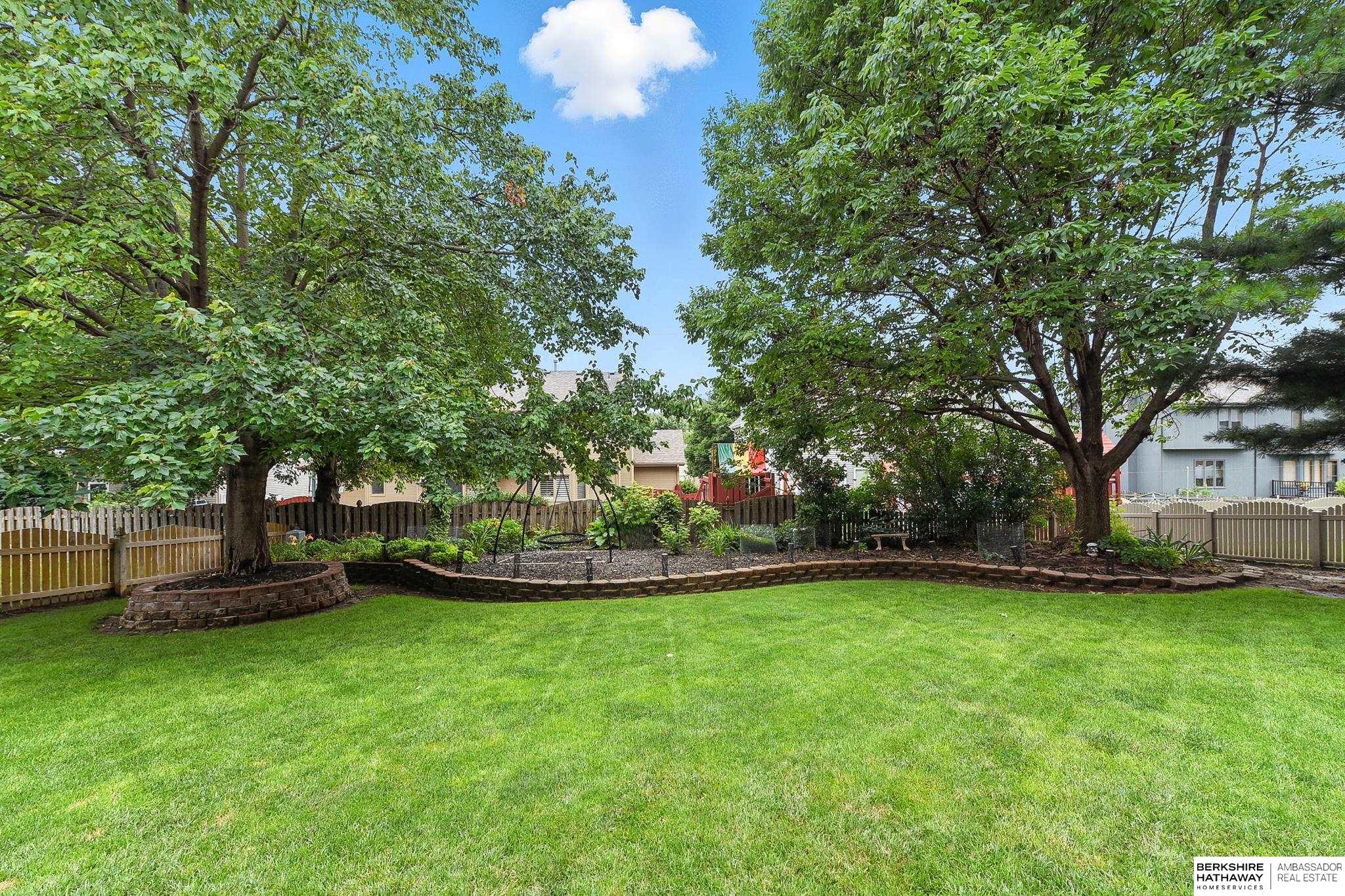 Omaha, Nebraska 68135, United States, 4 Bedrooms Bedrooms, ,3 BathroomsBathrooms,Residential,Active,170472