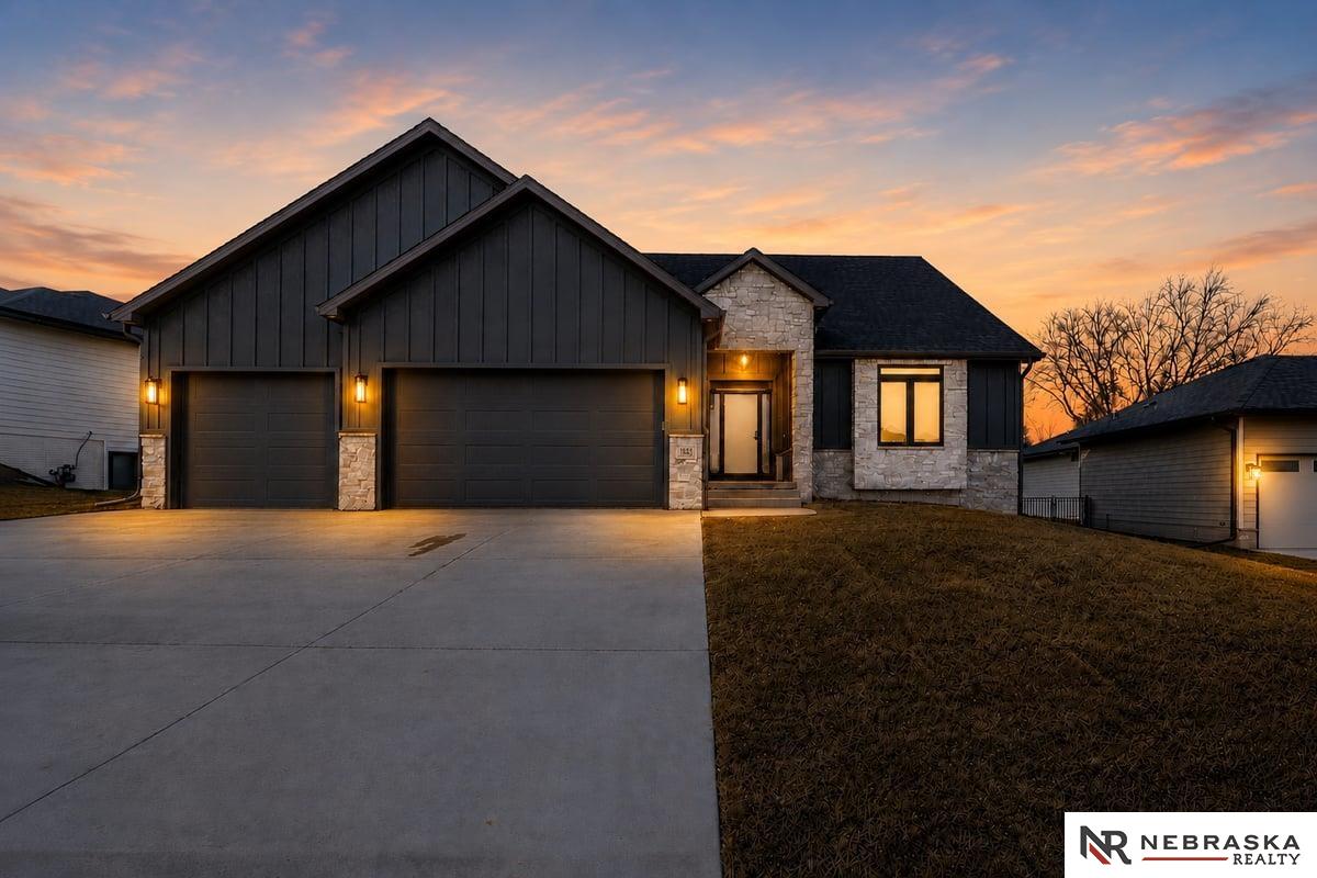 Photo 1 of 73 — 1031 S 88th Street, Lincoln, NE 68510