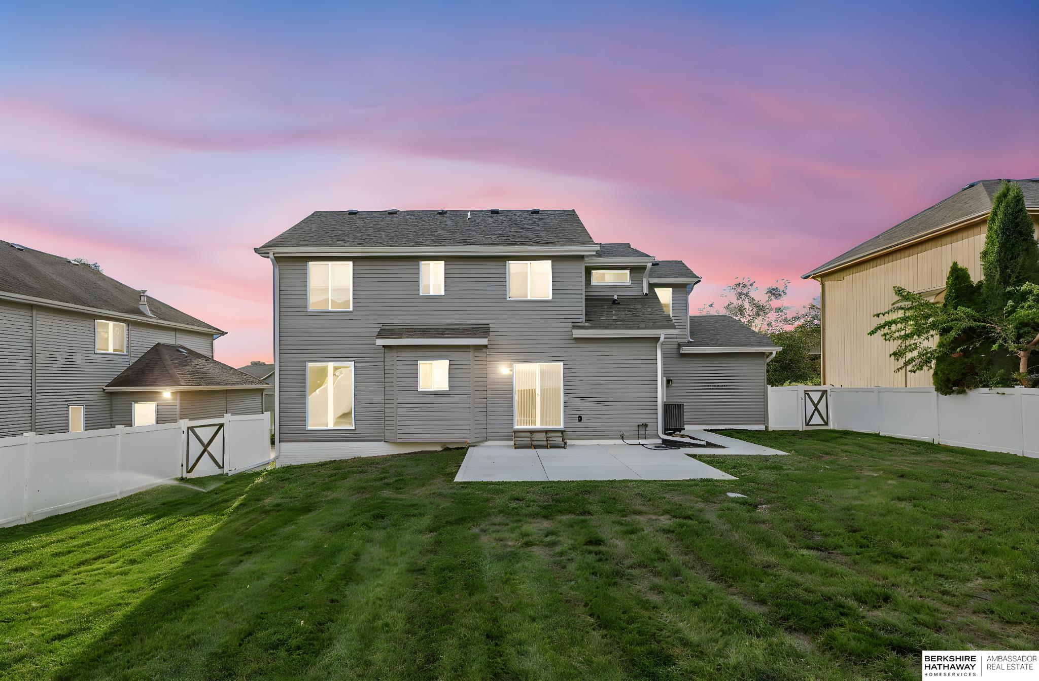 La Vista, Nebraska 68128, United States, 4 Bedrooms Bedrooms, ,2 BathroomsBathrooms,Residential,Active,220707