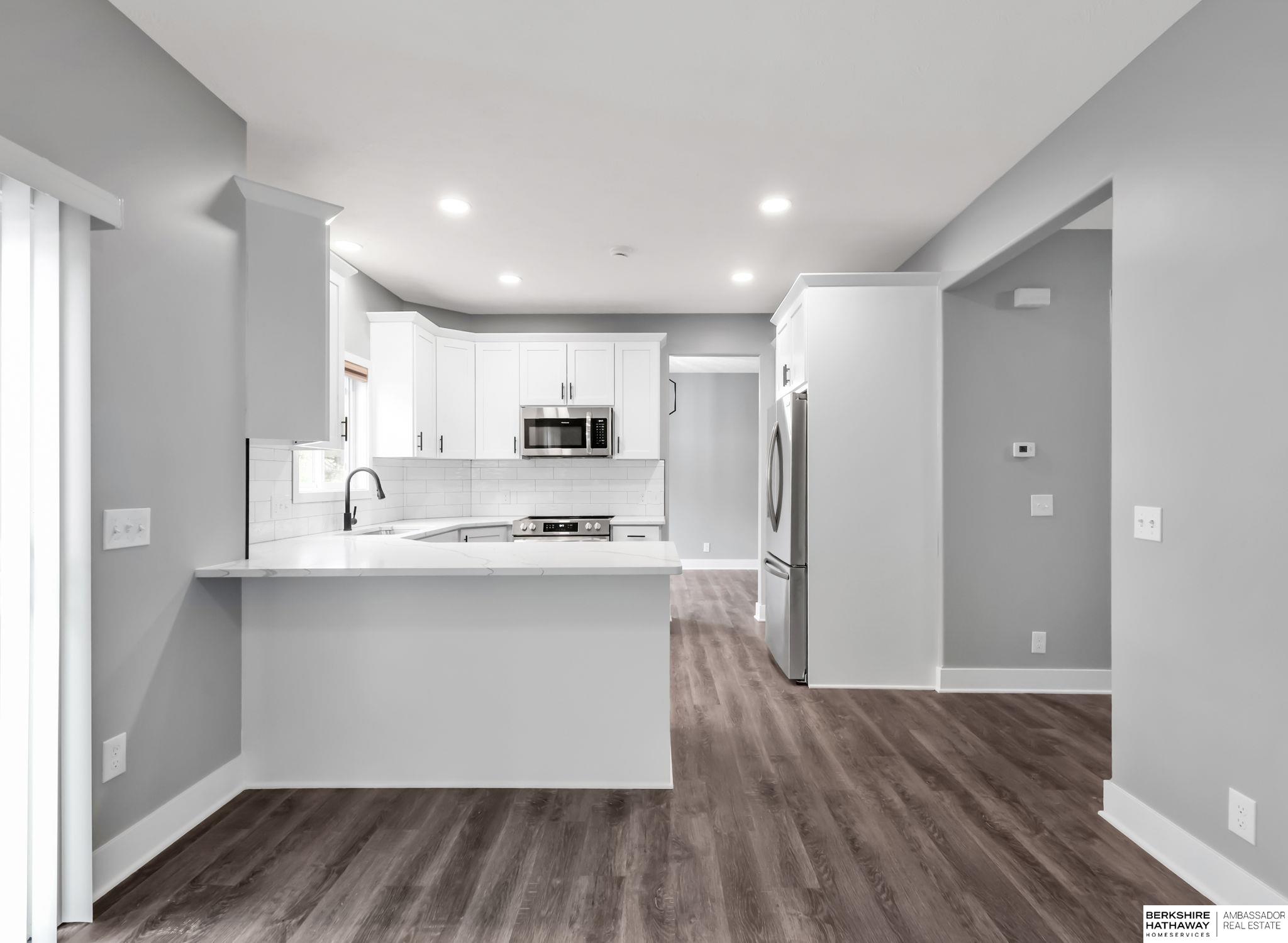 La Vista, Nebraska 68128, United States, 4 Bedrooms Bedrooms, ,2 BathroomsBathrooms,Residential,Active,220707