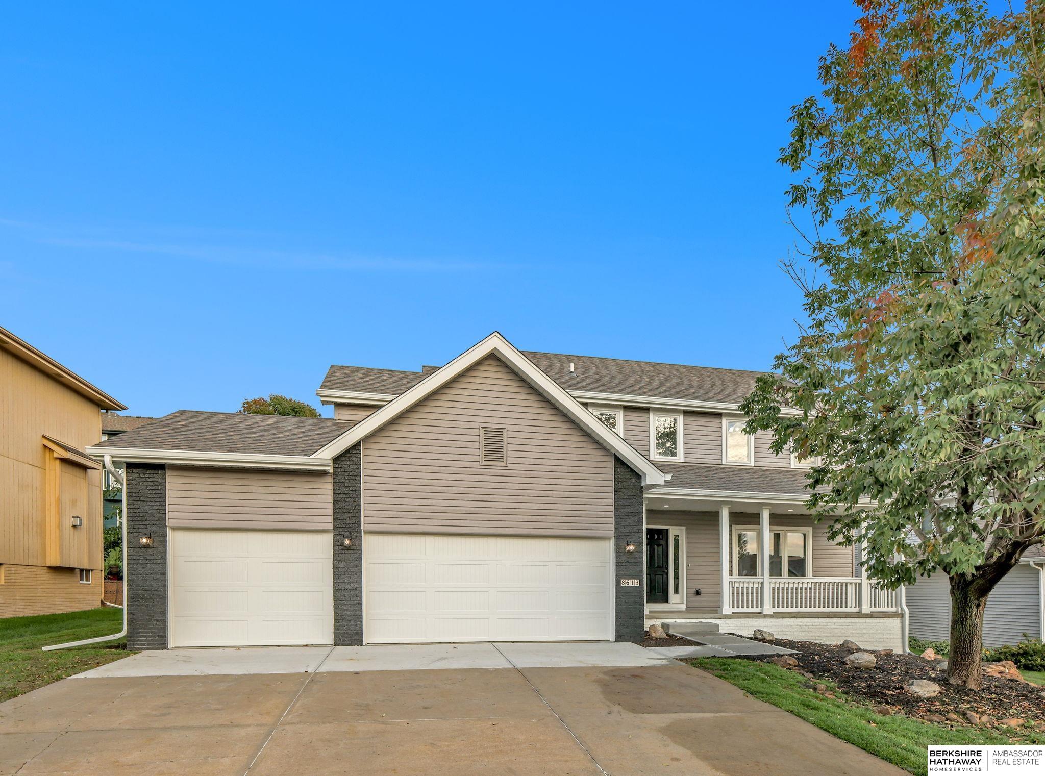 La Vista, Nebraska 68128, United States, 4 Bedrooms Bedrooms, ,2 BathroomsBathrooms,Residential,Active,220707