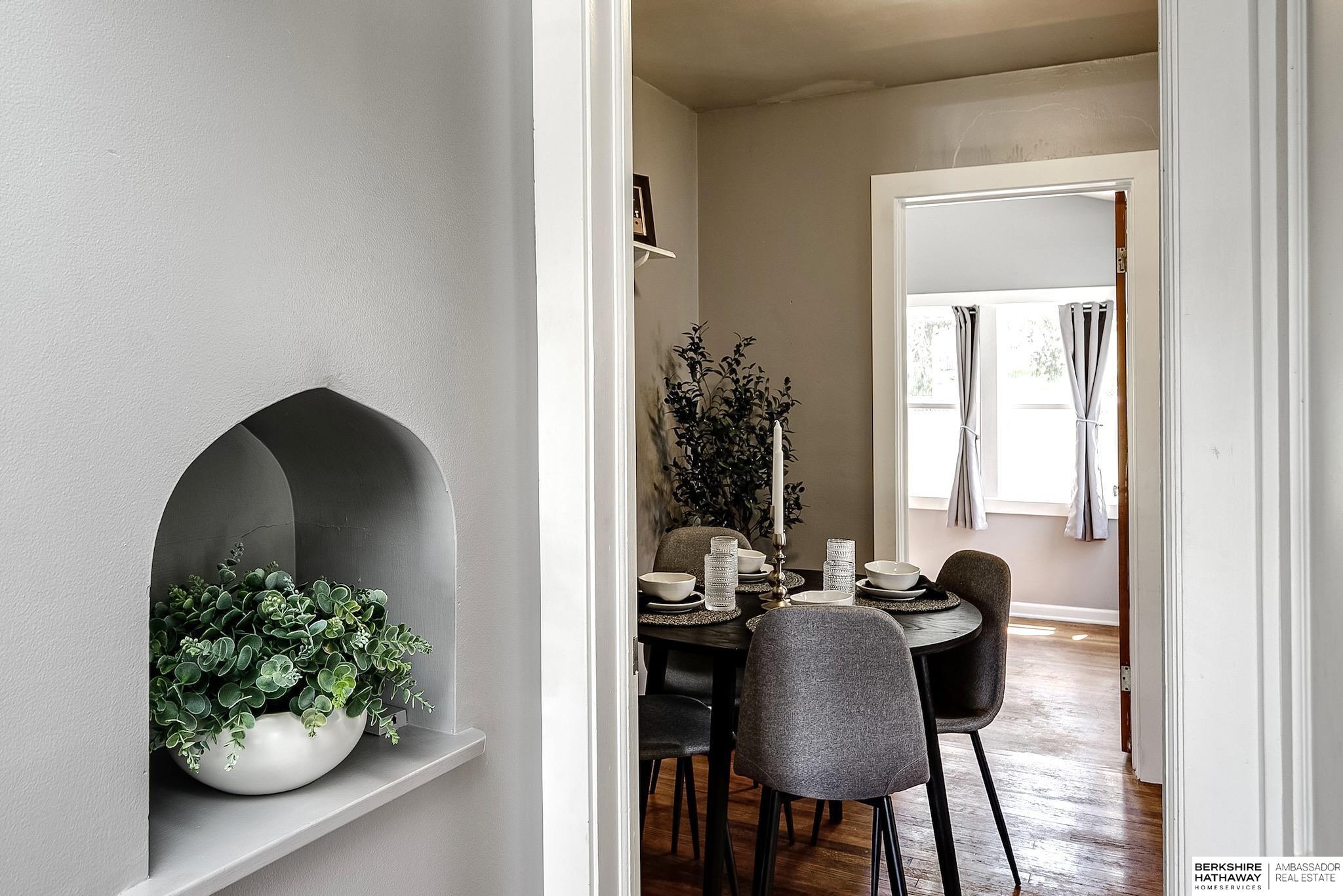 Omaha, Nebraska 68104, United States, 2 Bedrooms Bedrooms, ,1 BathroomBathrooms,Residential,Pending,141066