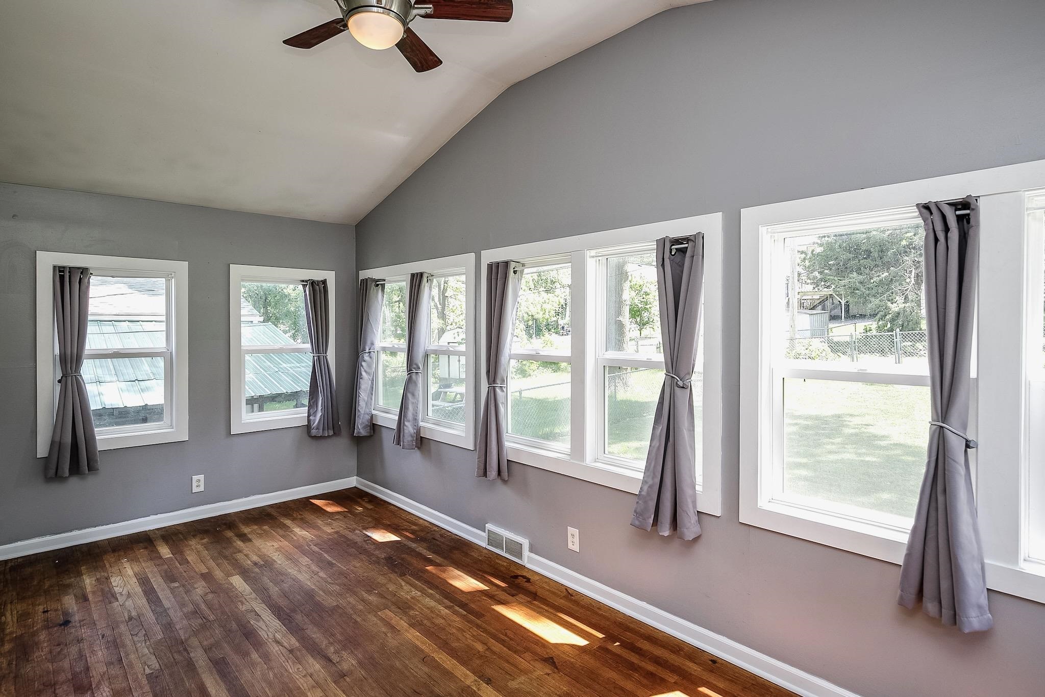 Omaha, Nebraska 68104, United States, 2 Bedrooms Bedrooms, ,1 BathroomBathrooms,Residential,Pending,141066