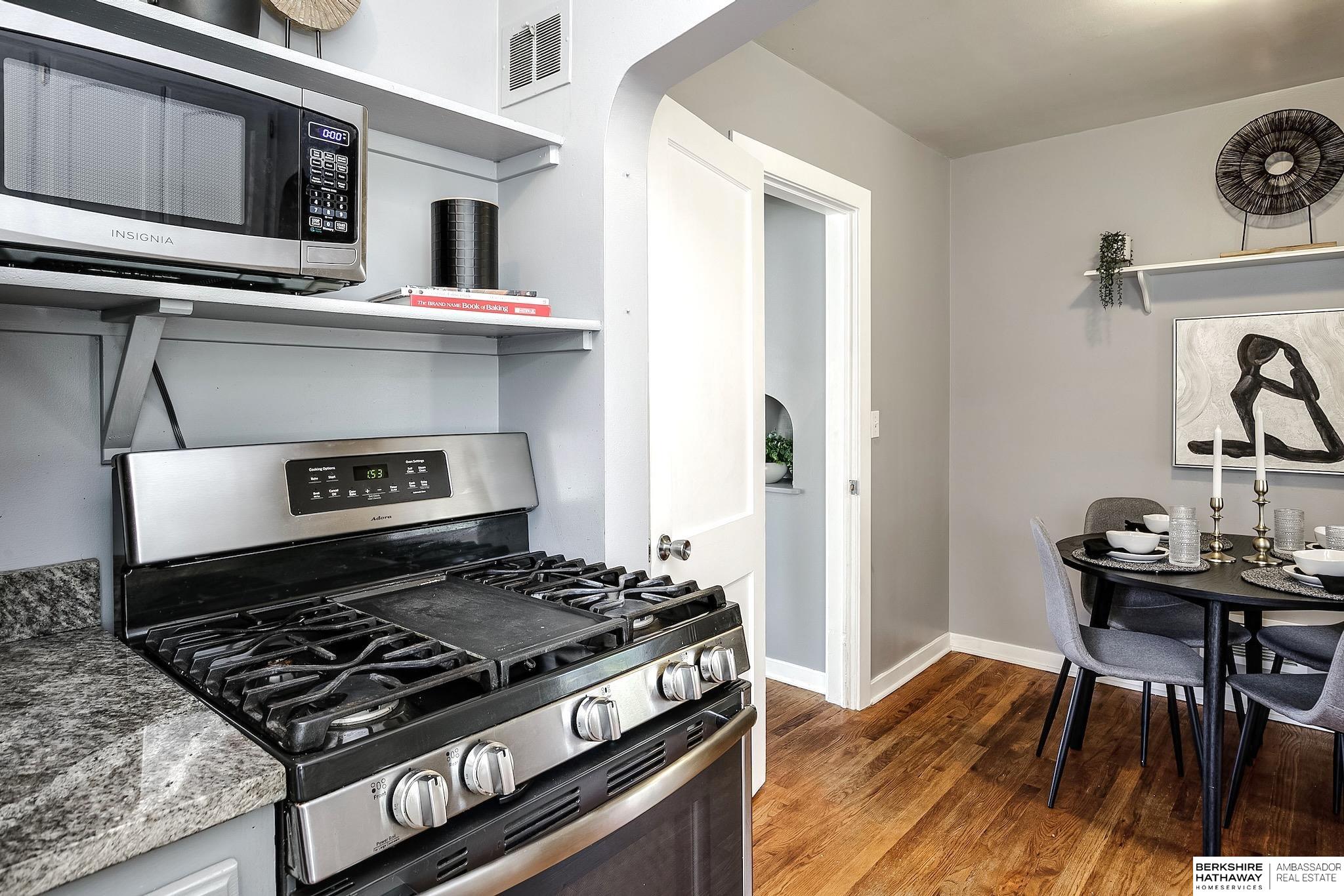 Omaha, Nebraska 68104, United States, 2 Bedrooms Bedrooms, ,1 BathroomBathrooms,Residential,Pending,141066