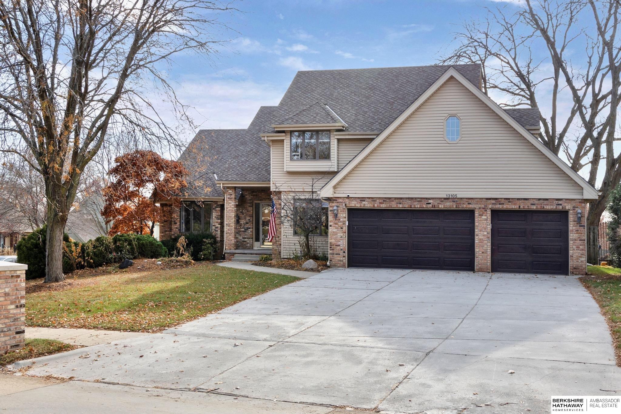 Omaha, Nebraska 68154, United States, 4 Bedrooms Bedrooms, ,3 BathroomsBathrooms,Residential,Active,247781