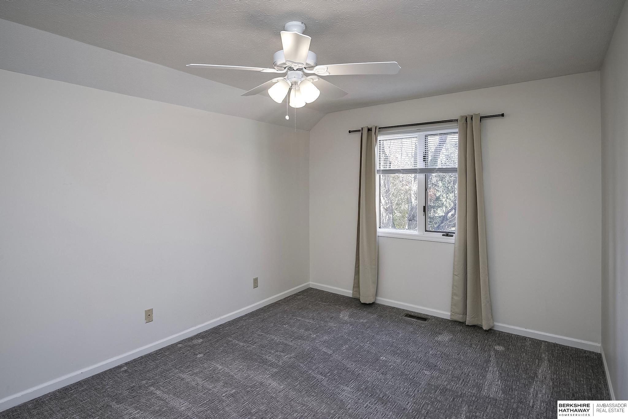 Omaha, Nebraska 68154, United States, 4 Bedrooms Bedrooms, ,3 BathroomsBathrooms,Residential,Active,247781