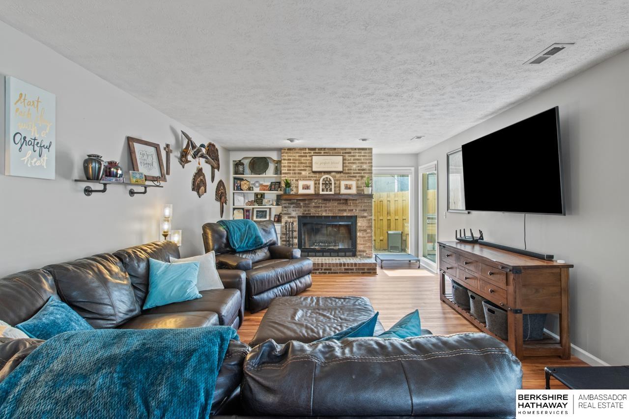 Bellevue, Nebraska 68123, United States, 3 Bedrooms Bedrooms, ,3 BathroomsBathrooms,Residential,Pending,111136