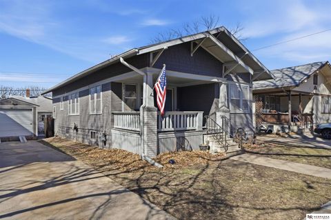 Photo of 709 S 31st Street, Lincoln, NE 68510 (MLS # 22610559)