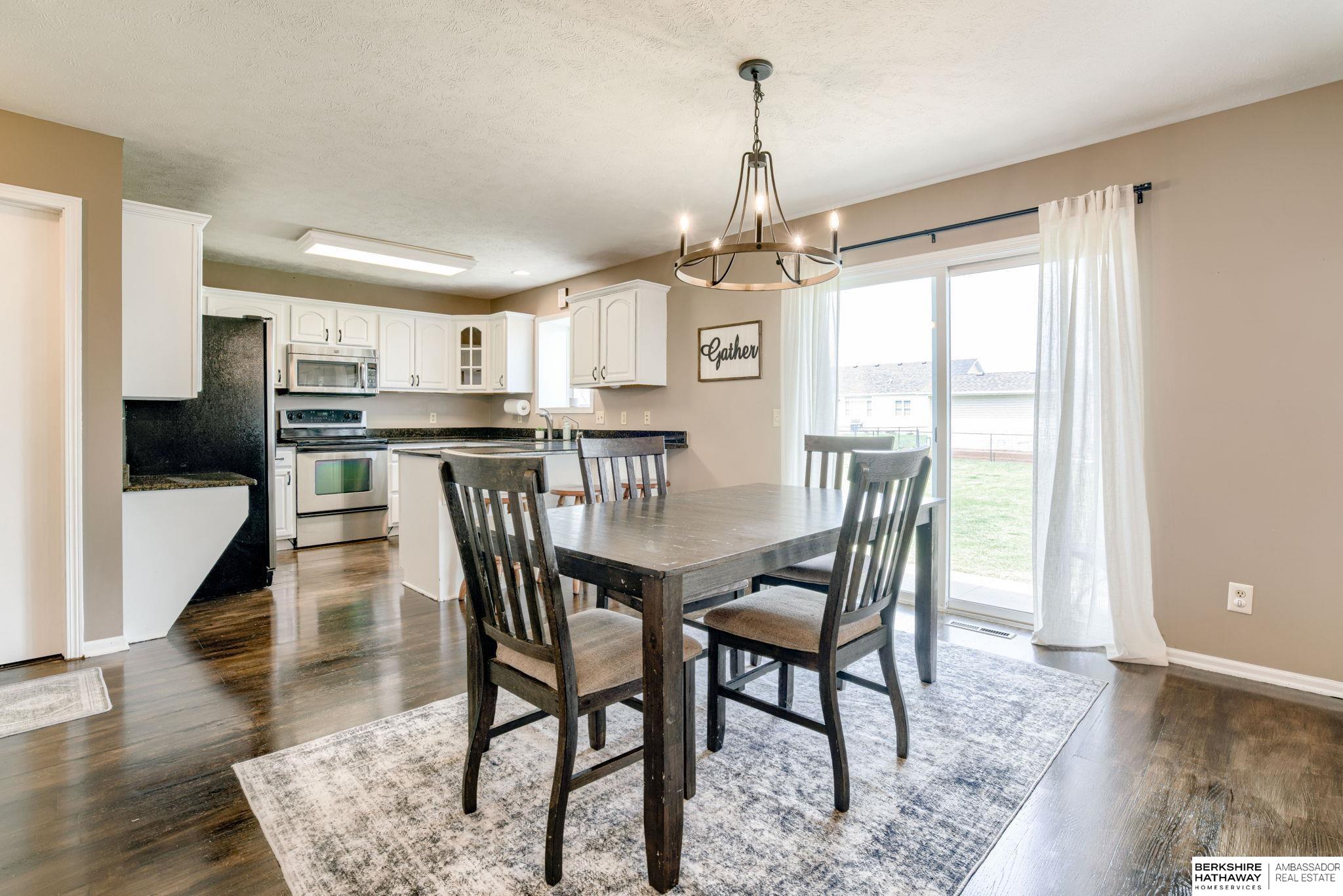 Seward, Nebraska 68434, United States, 4 Bedrooms Bedrooms, ,3 BathroomsBathrooms,Residential,Active,105589