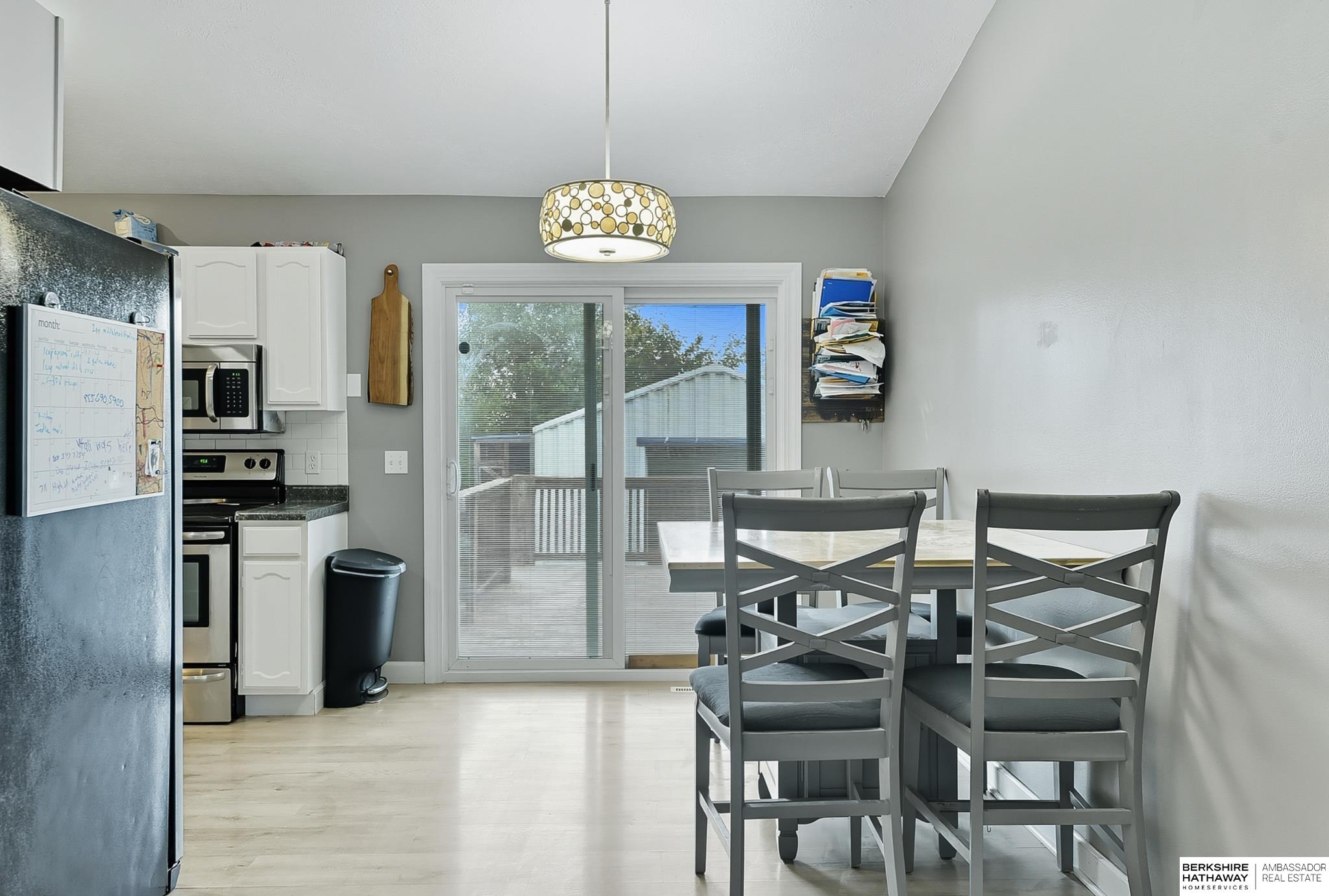 Omaha, Nebraska 68138, United States, 3 Bedrooms Bedrooms, ,2 BathroomsBathrooms,Residential,Pending,206593