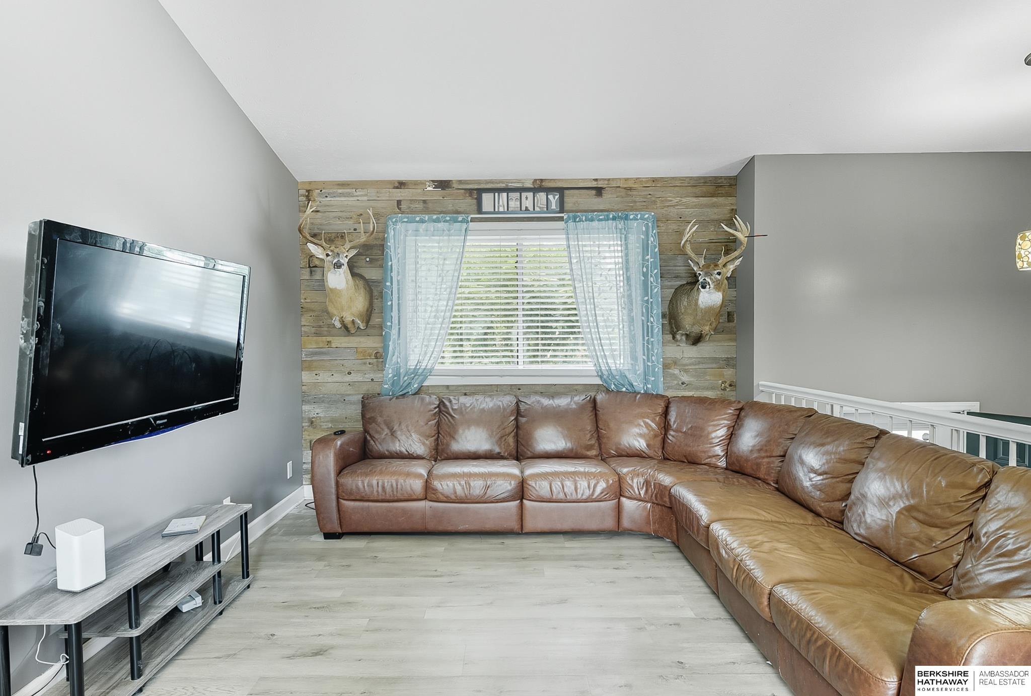 Omaha, Nebraska 68138, United States, 3 Bedrooms Bedrooms, ,2 BathroomsBathrooms,Residential,Pending,206593