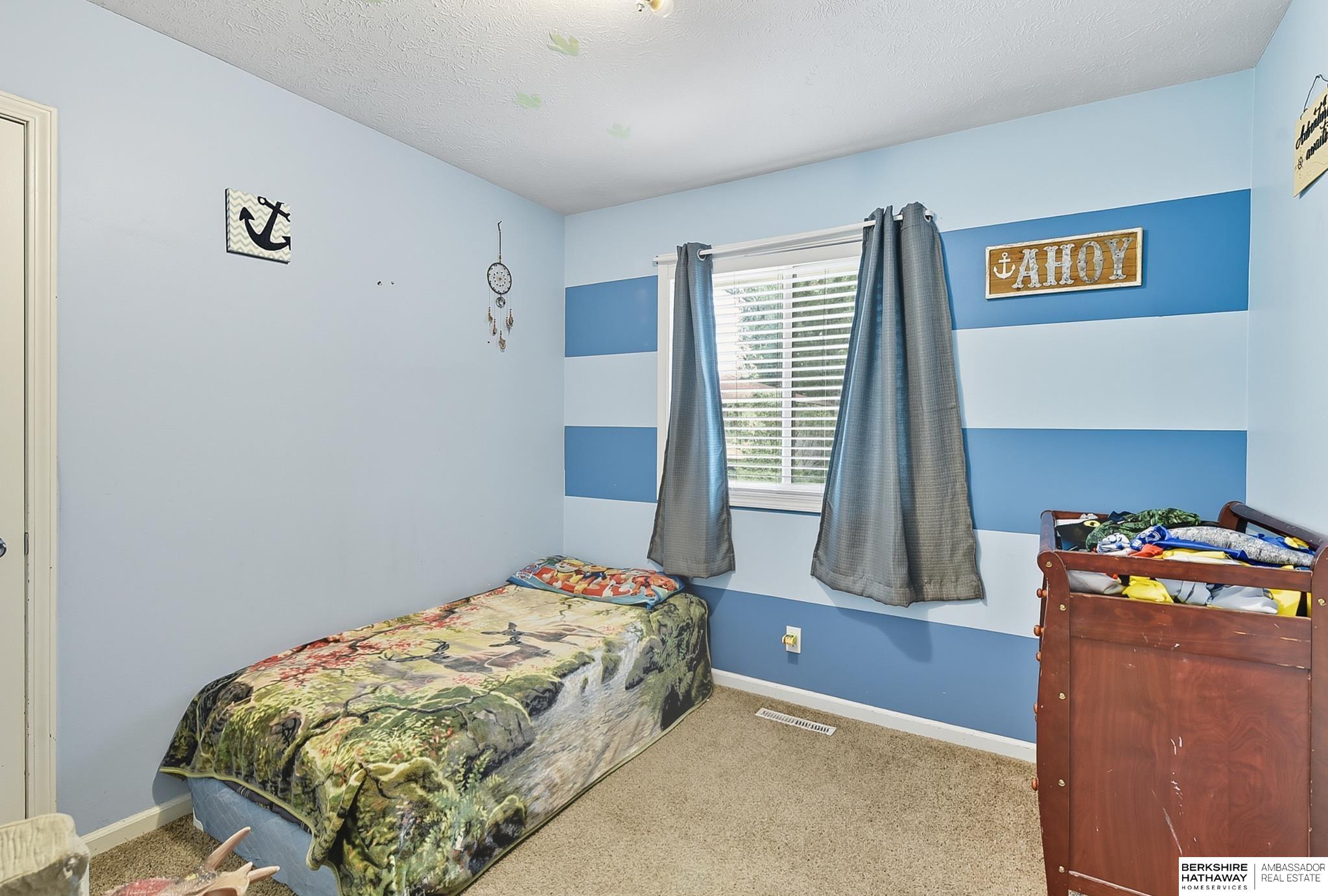 Omaha, Nebraska 68138, United States, 3 Bedrooms Bedrooms, ,2 BathroomsBathrooms,Residential,Pending,206593