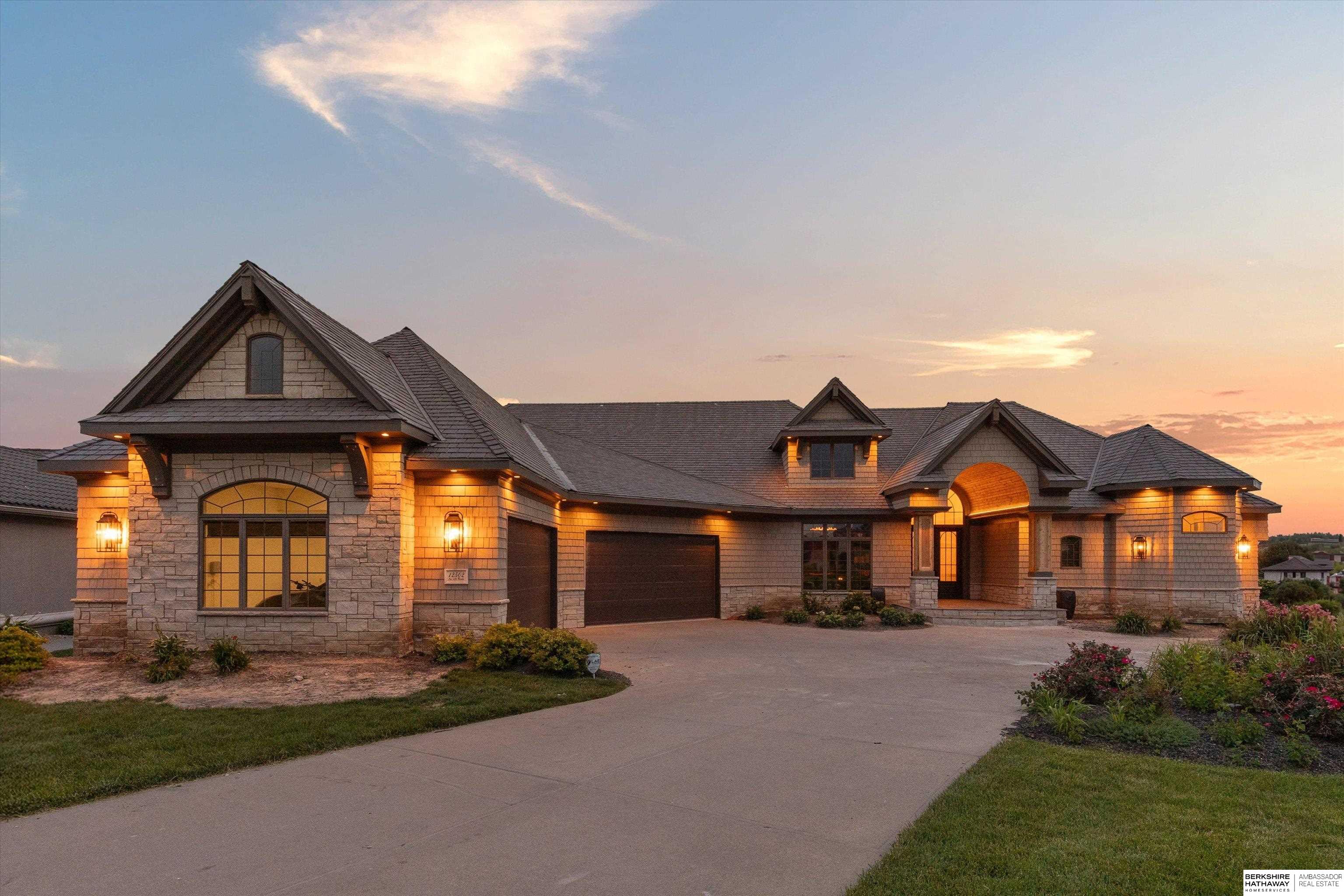 12502 N 178th Circle