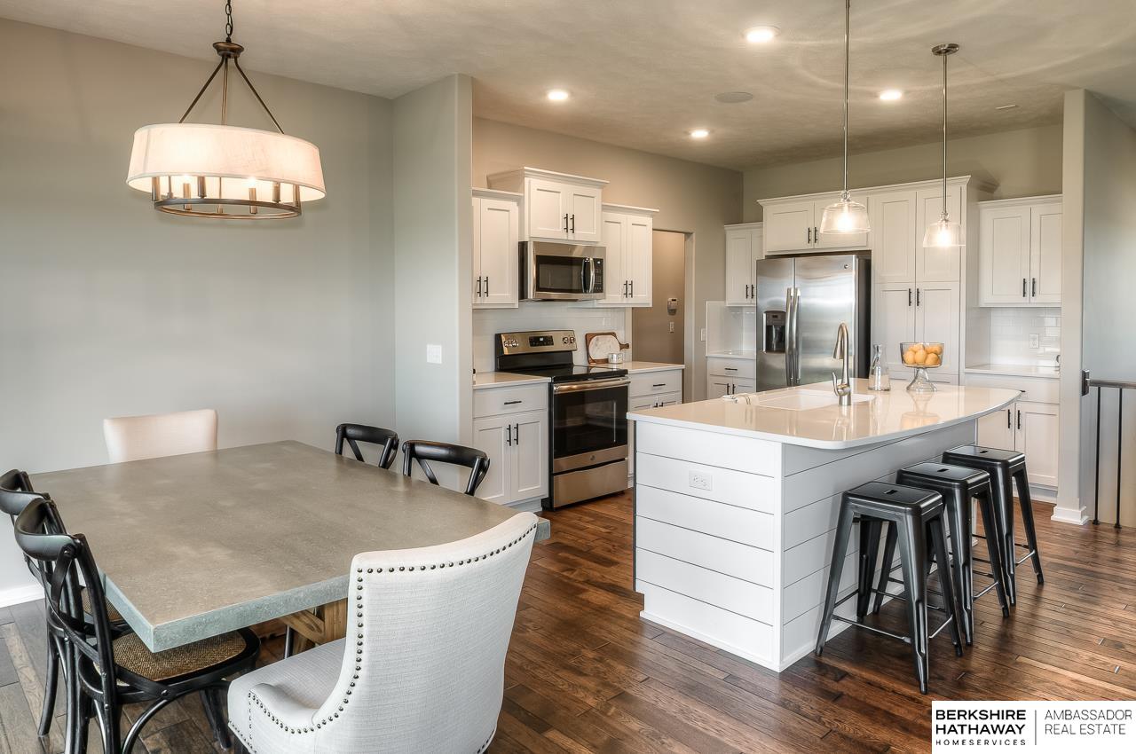 Bellevue, Nebraska 68123, United States, 5 Bedrooms Bedrooms, ,3 BathroomsBathrooms,Residential,Active,137616