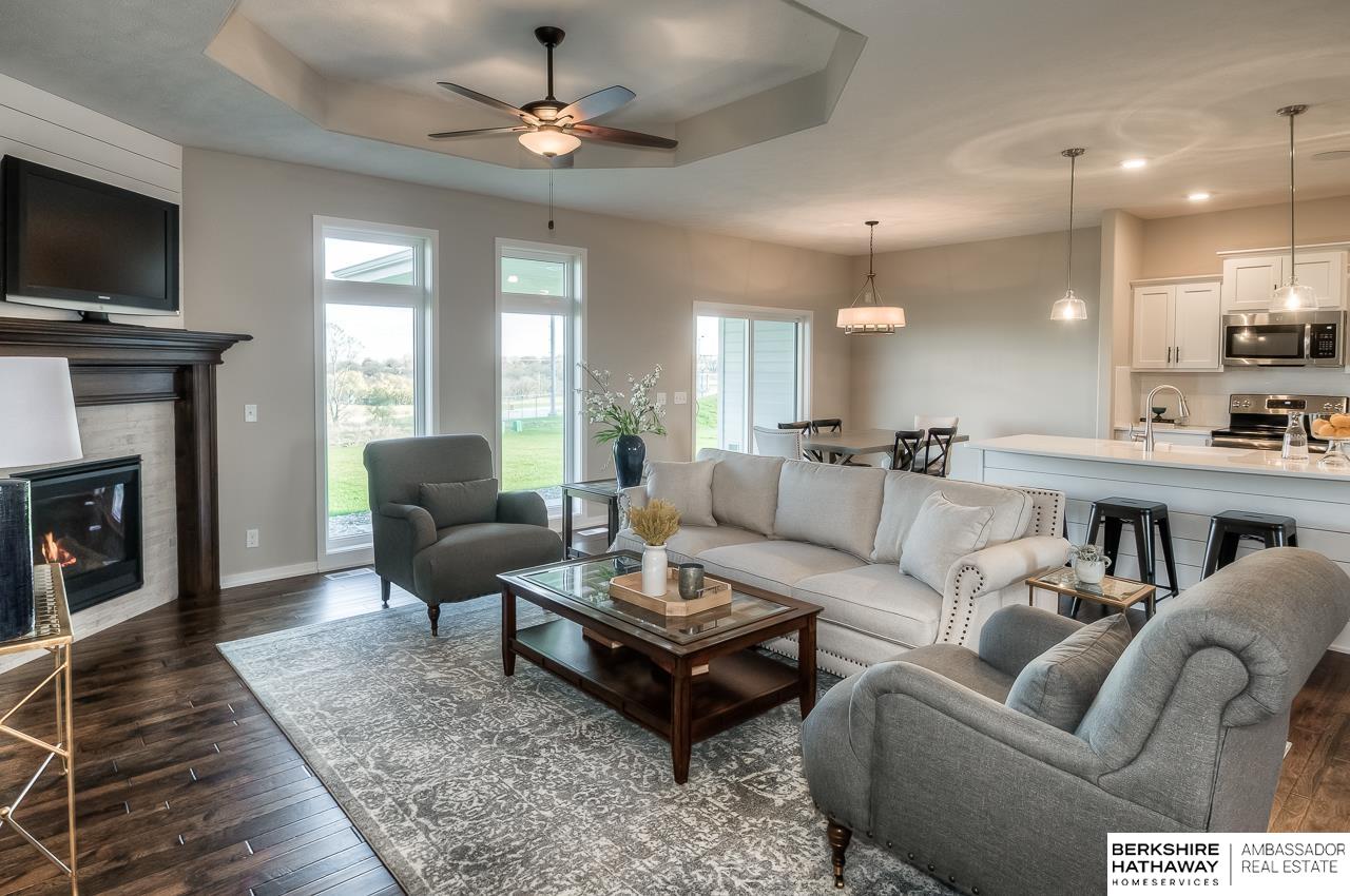 Bellevue, Nebraska 68123, United States, 5 Bedrooms Bedrooms, ,3 BathroomsBathrooms,Residential,Active,137616