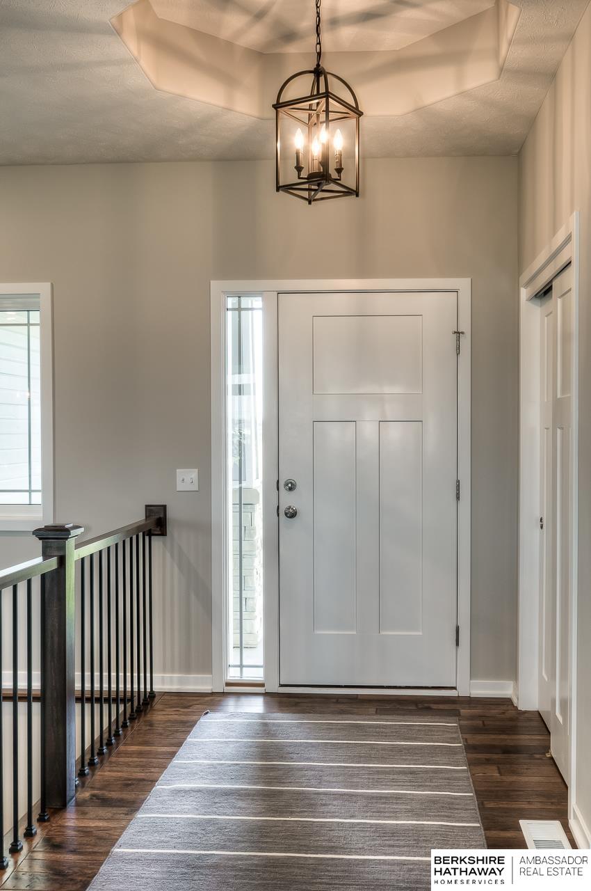 Bellevue, Nebraska 68123, United States, 5 Bedrooms Bedrooms, ,3 BathroomsBathrooms,Residential,Active,137616