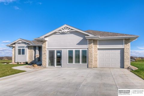 Photo of 12509 Quail Drive, Bellevue, NE 68123 (MLS # 22514134)