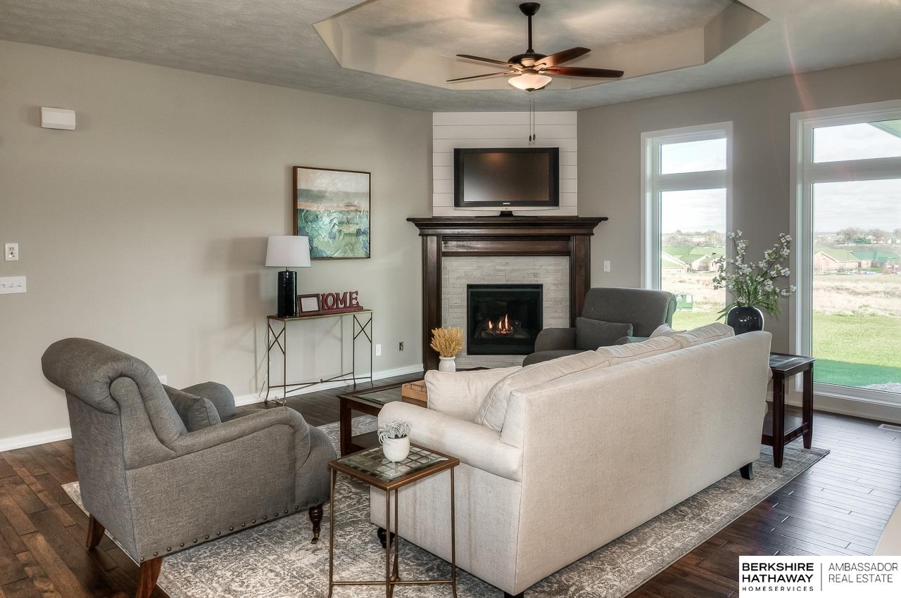 Bellevue, Nebraska 68123, United States, 5 Bedrooms Bedrooms, ,3 BathroomsBathrooms,Residential,Active,137616