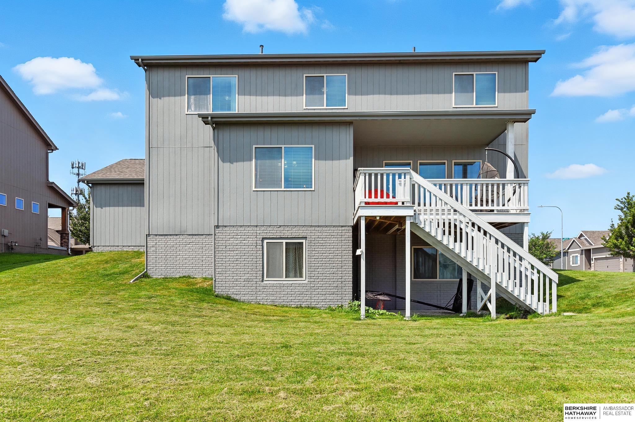 Omaha, Nebraska 68116, United States, 4 Bedrooms Bedrooms, ,2 BathroomsBathrooms,Residential,Active,190960