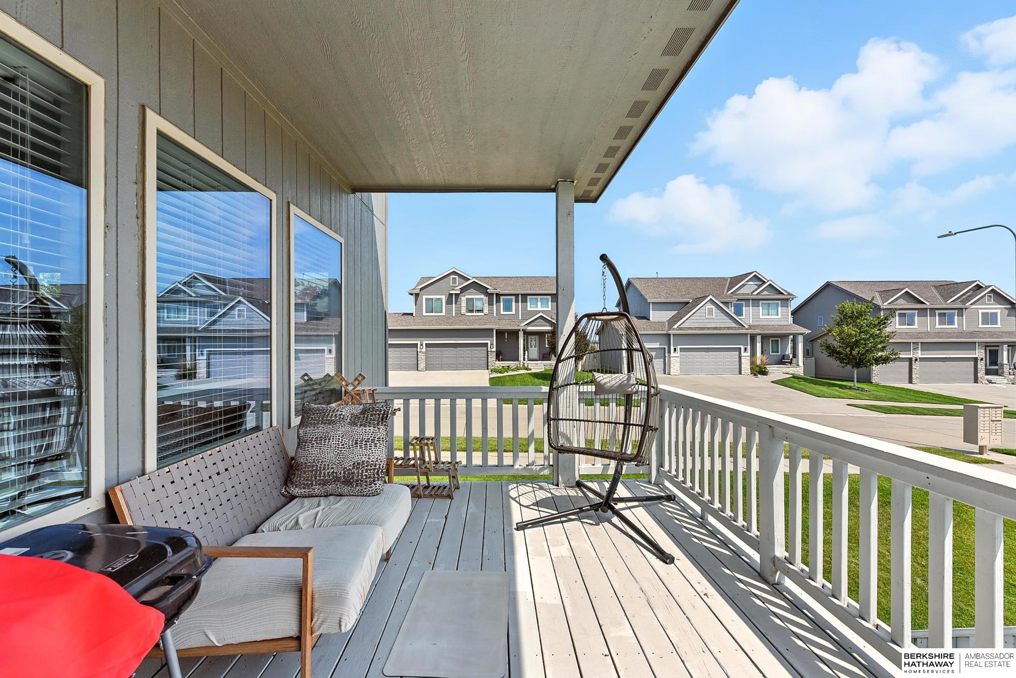 Omaha, Nebraska 68116, United States, 4 Bedrooms Bedrooms, ,2 BathroomsBathrooms,Residential,Active,190960