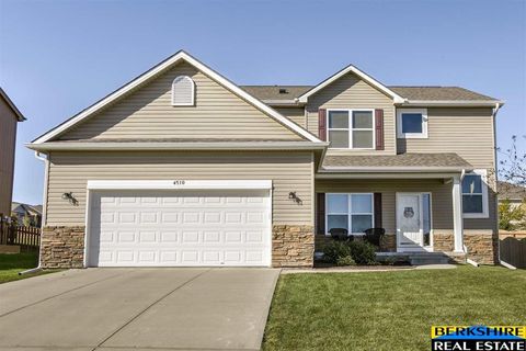 Photo of 4510 N 174 Avenue, Omaha, NE 68116 (MLS # 22526808)
