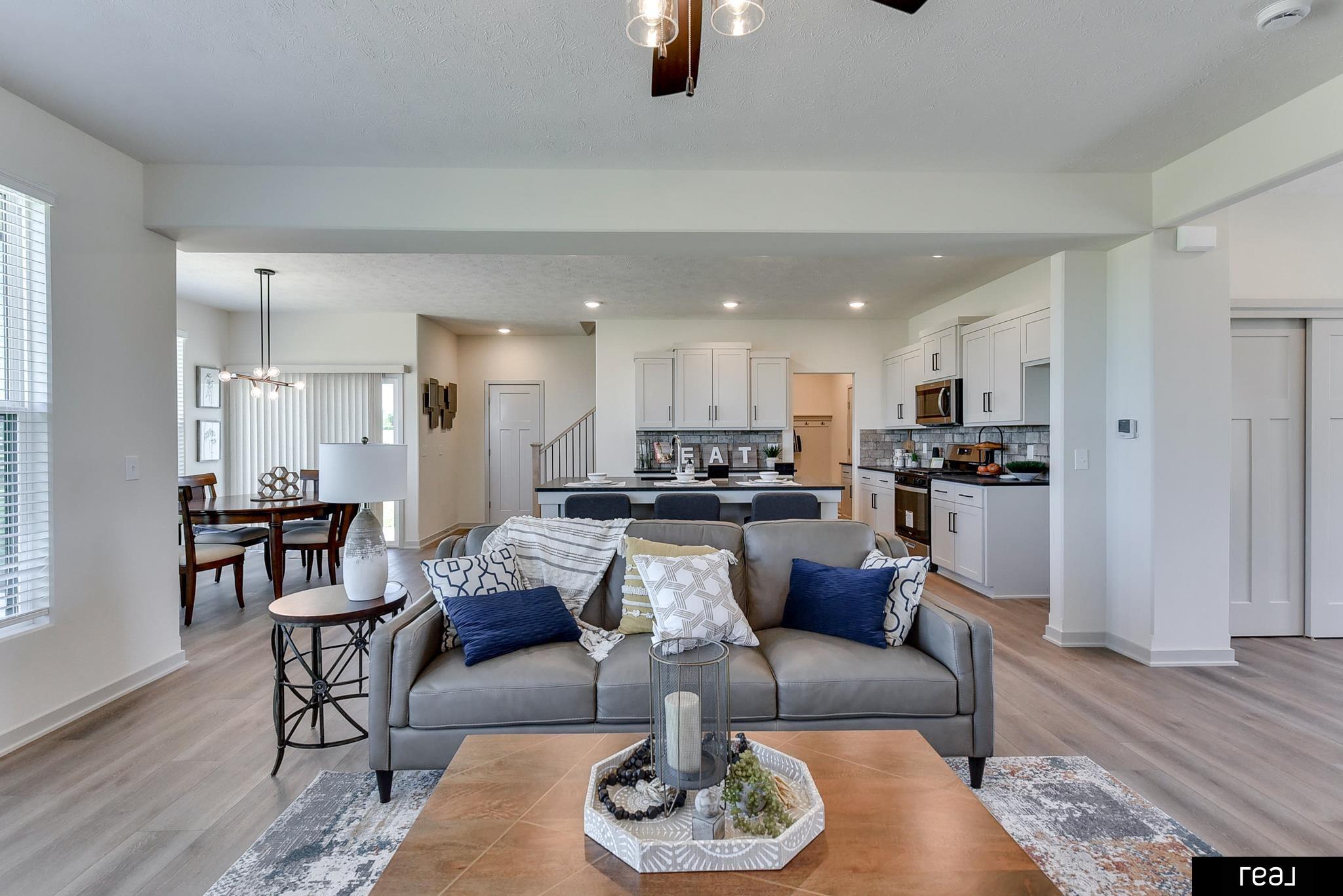 Omaha, Nebraska 68136, United States, 4 Bedrooms Bedrooms, ,3 BathroomsBathrooms,Residential,Active,204326