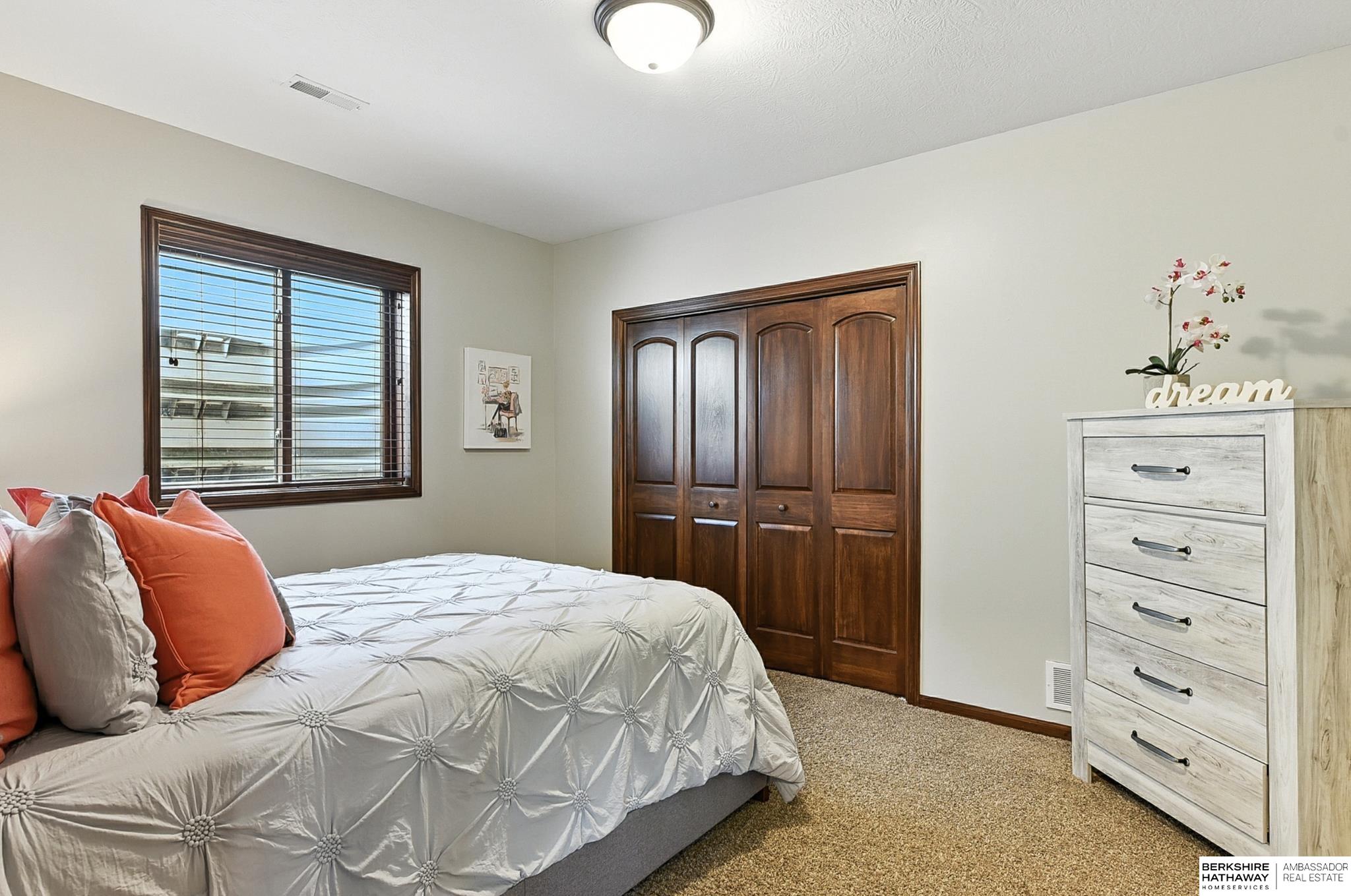 Gretna, Nebraska 68028, United States, 5 Bedrooms Bedrooms, ,3 BathroomsBathrooms,Residential,Active,195222