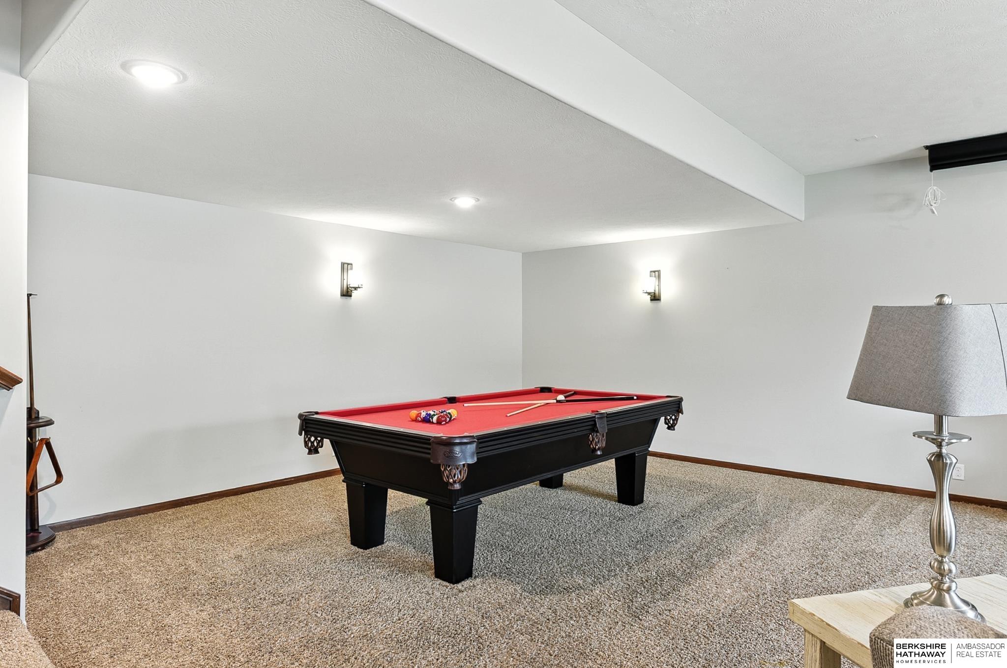 Gretna, Nebraska 68028, United States, 5 Bedrooms Bedrooms, ,3 BathroomsBathrooms,Residential,Active,195222