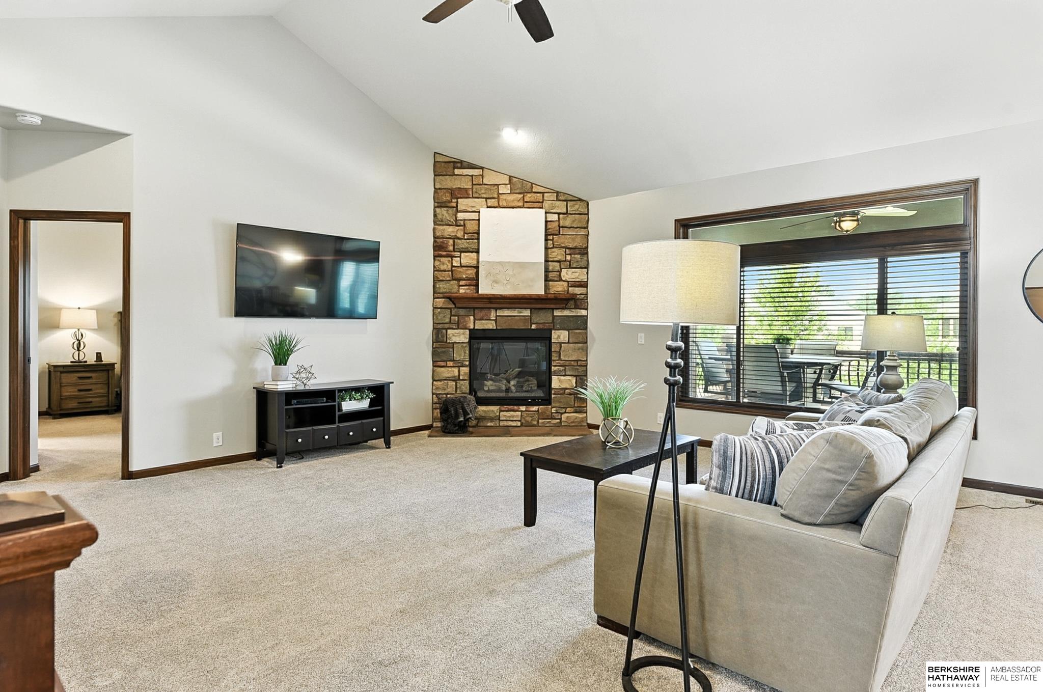 Gretna, Nebraska 68028, United States, 5 Bedrooms Bedrooms, ,3 BathroomsBathrooms,Residential,Active,195222