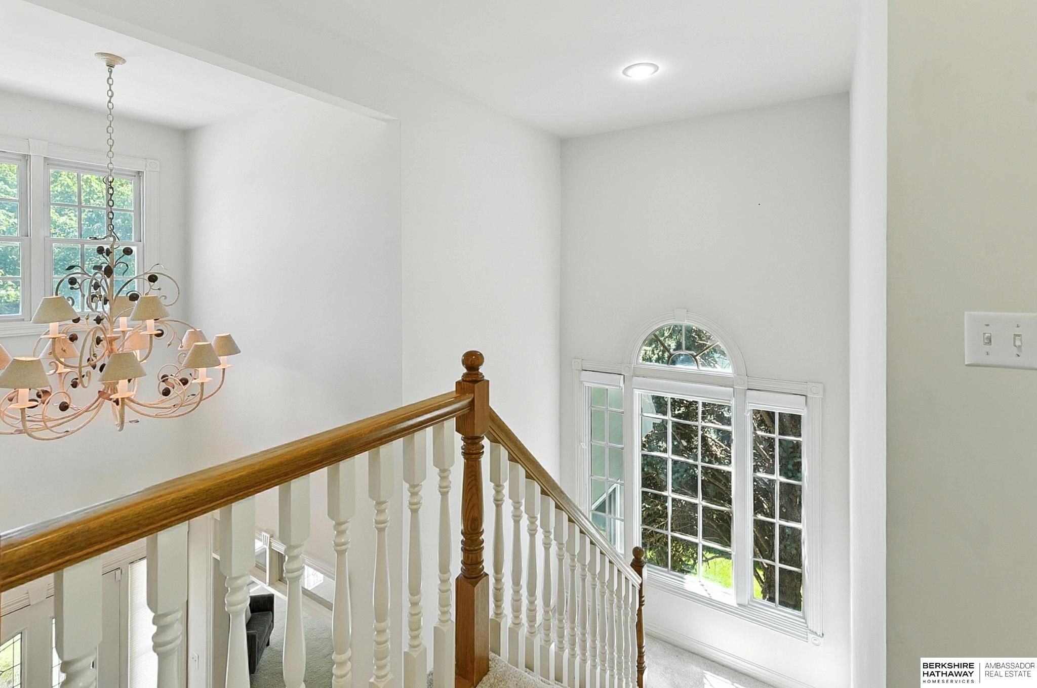 Omaha, Nebraska 68135, United States, 4 Bedrooms Bedrooms, ,3 BathroomsBathrooms,Residential,Active,163843