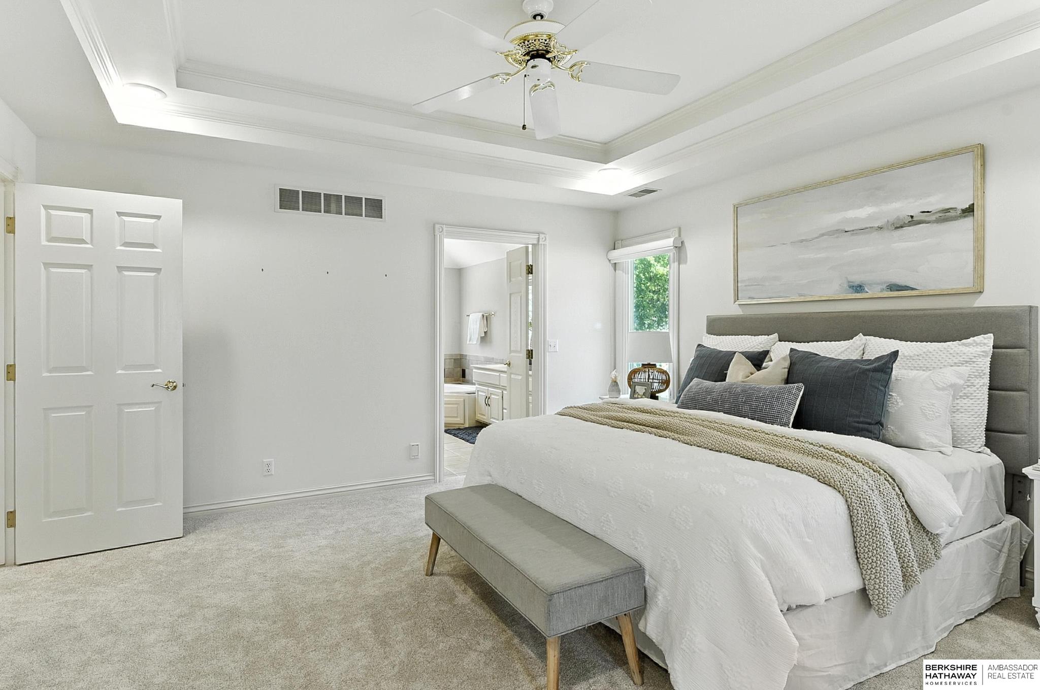 Omaha, Nebraska 68135, United States, 4 Bedrooms Bedrooms, ,3 BathroomsBathrooms,Residential,Active,163843