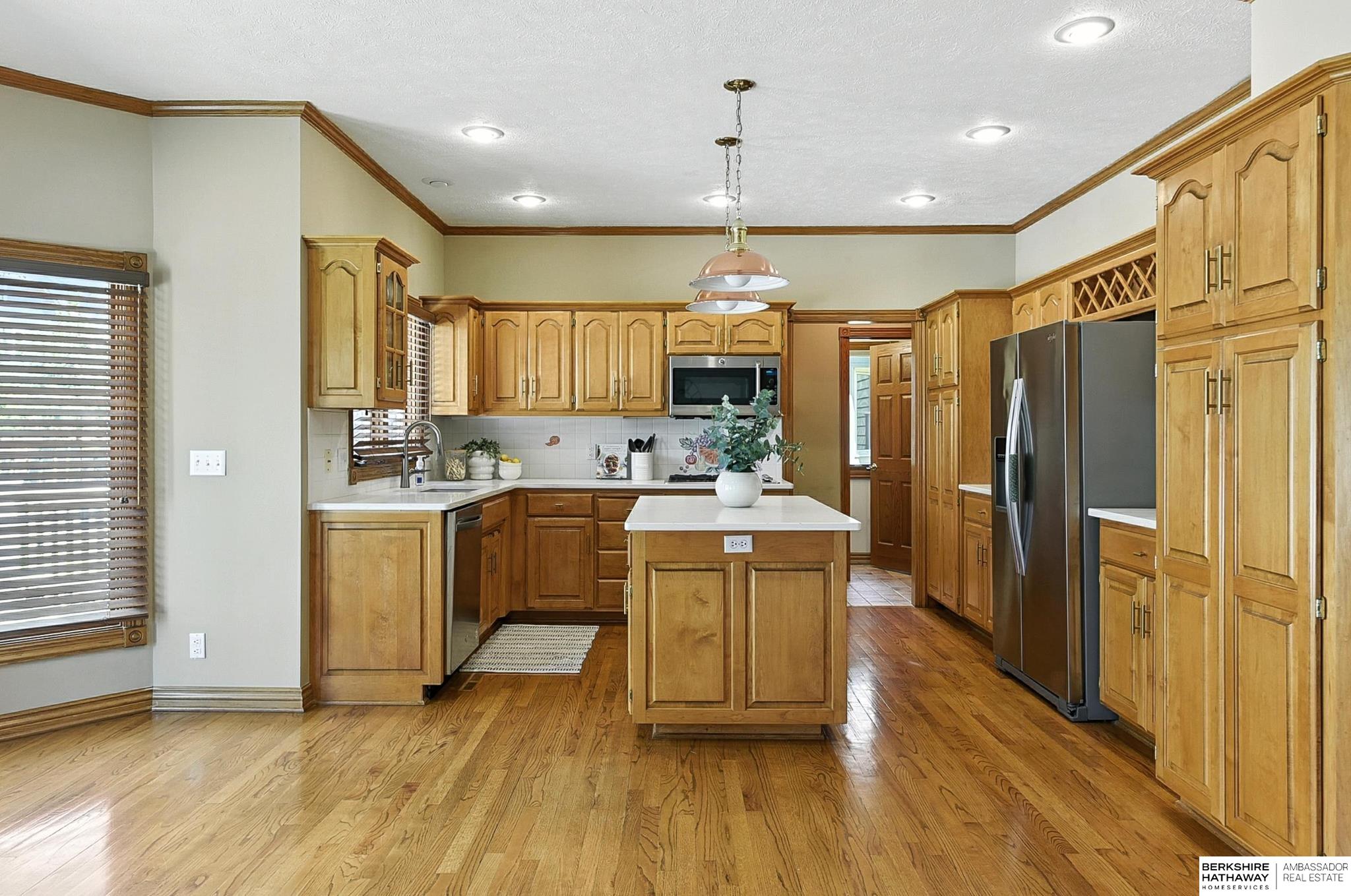 Omaha, Nebraska 68135, United States, 4 Bedrooms Bedrooms, ,3 BathroomsBathrooms,Residential,Active,163843