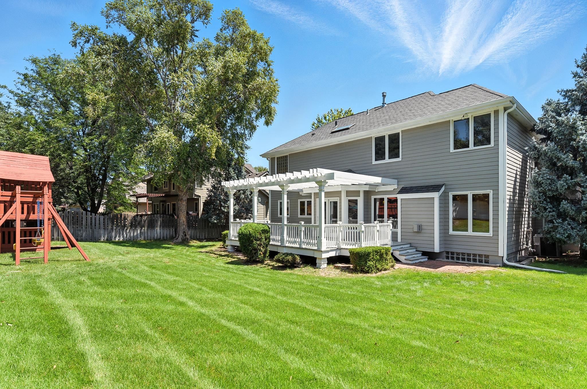 Omaha, Nebraska 68135, United States, 4 Bedrooms Bedrooms, ,3 BathroomsBathrooms,Residential,Active,163843