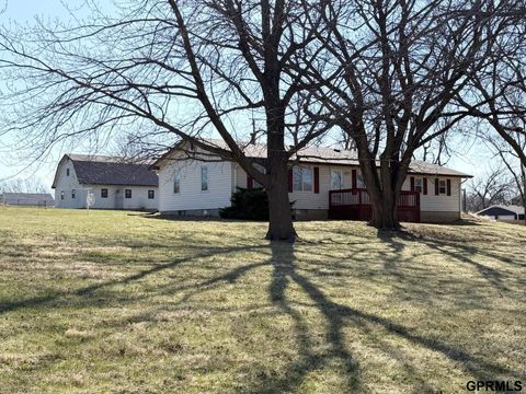 Photo of 2302 Cornelia Street, Bellevue, NE 68147 (MLS # 22608351)