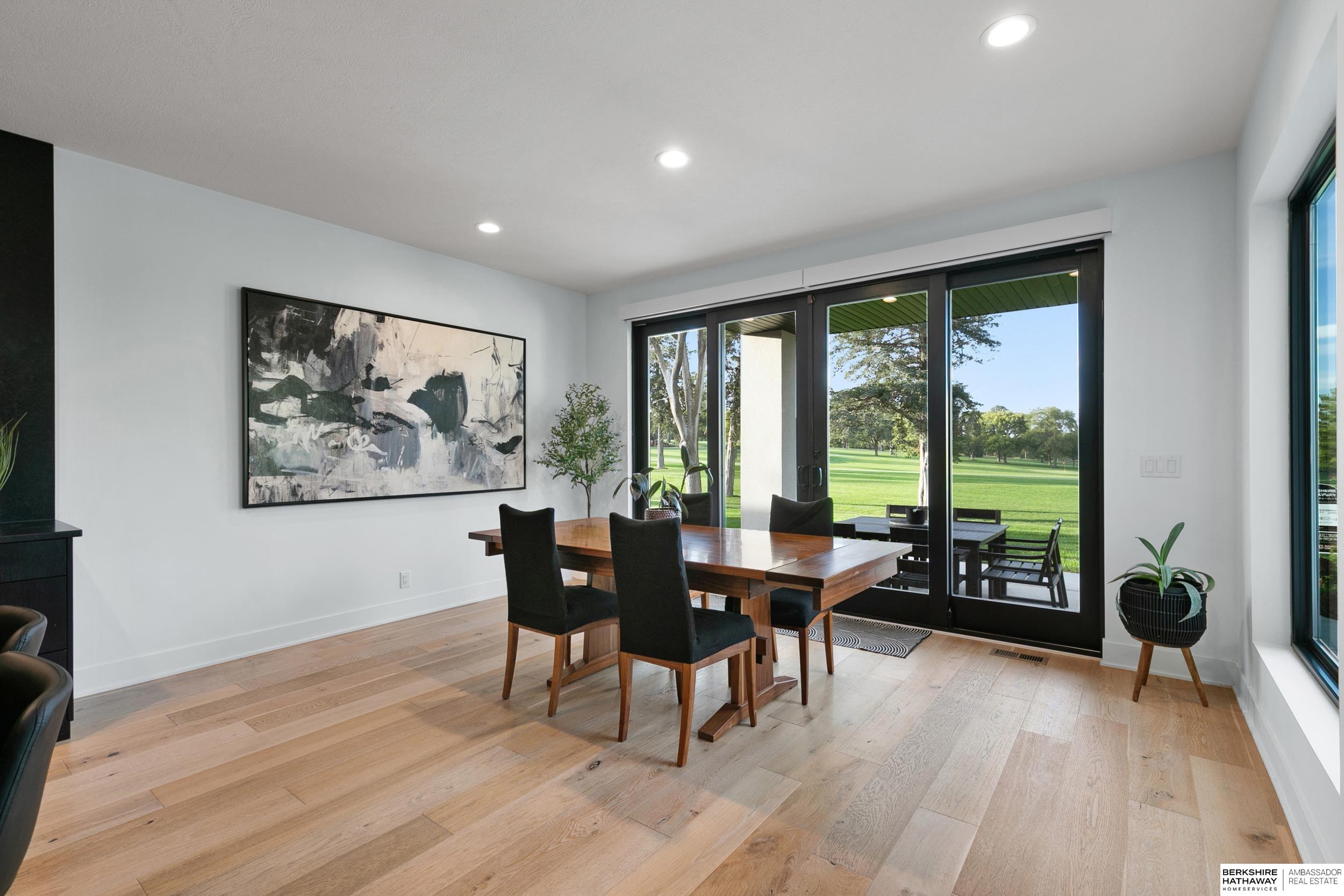 Lincoln, Nebraska 68520, United States, 5 Bedrooms Bedrooms, ,3 BathroomsBathrooms,Residential,Active,227717