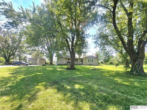 Photo of 2113 HWY 66 Highway, Plattsmouth, NE 68048 (MLS # 22624909)