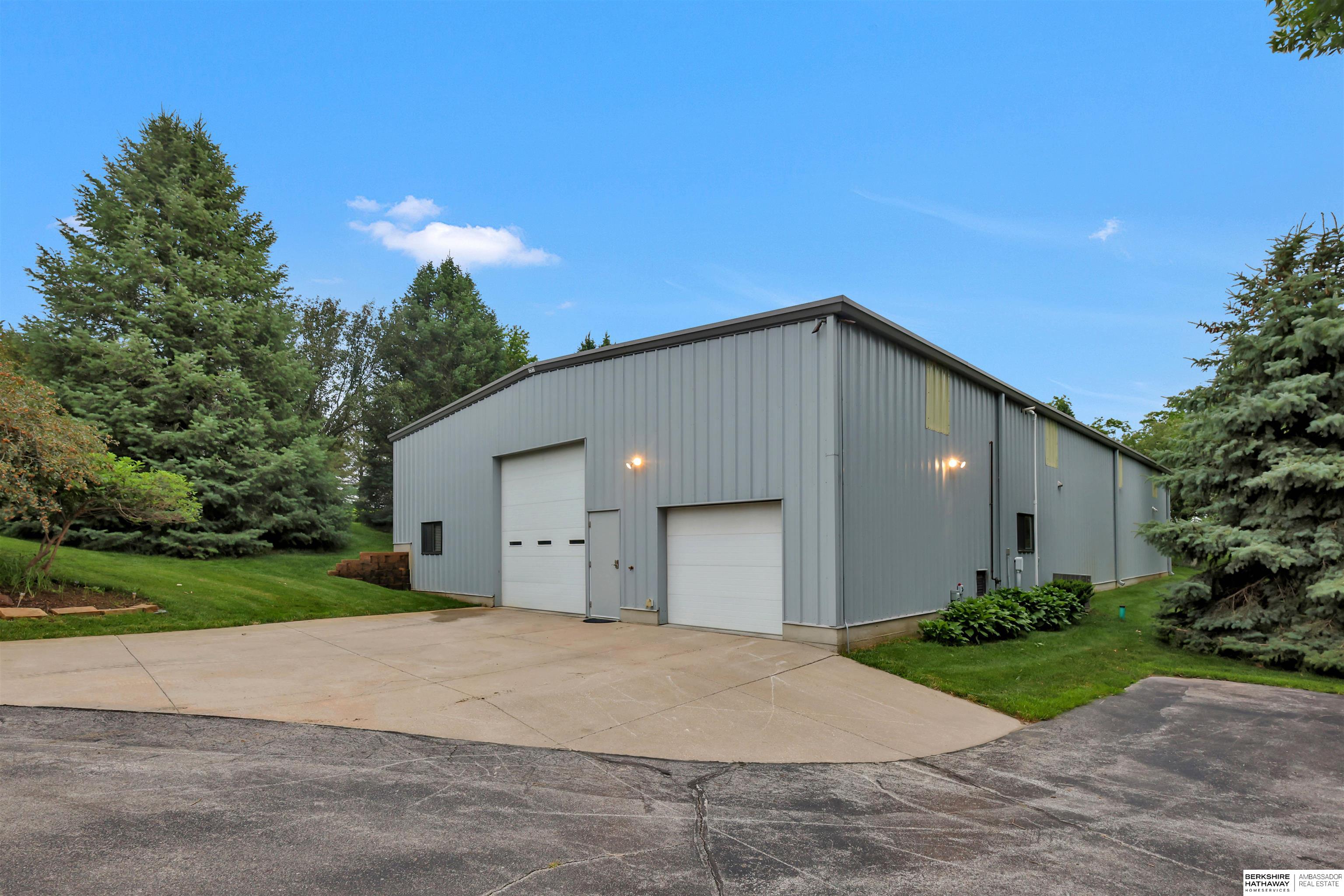 Valley, Nebraska 68064, United States, 4 Bedrooms Bedrooms, ,4 BathroomsBathrooms,Residential,Active,201962