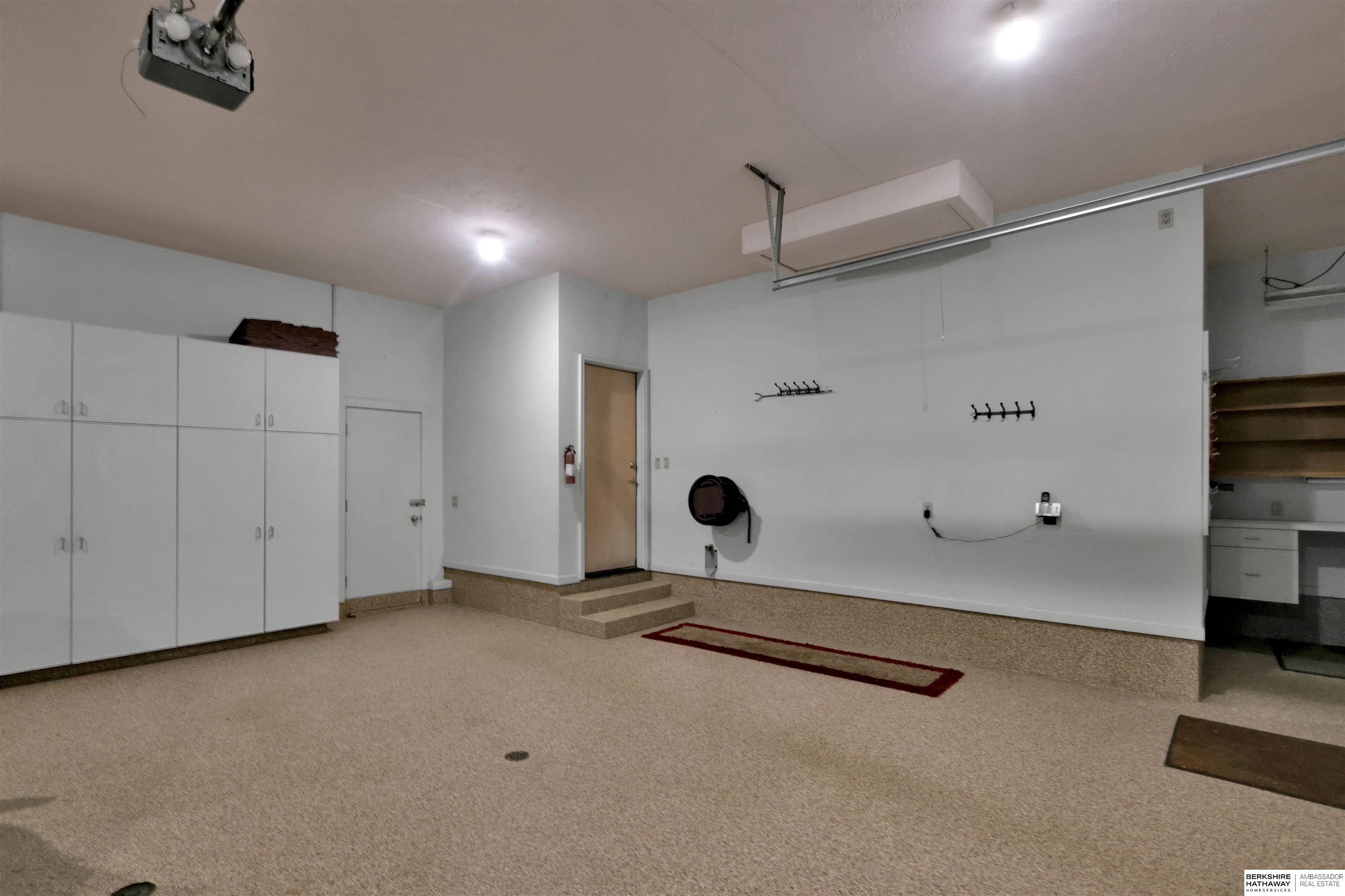 Valley, Nebraska 68064, United States, 4 Bedrooms Bedrooms, ,4 BathroomsBathrooms,Residential,Active,201962