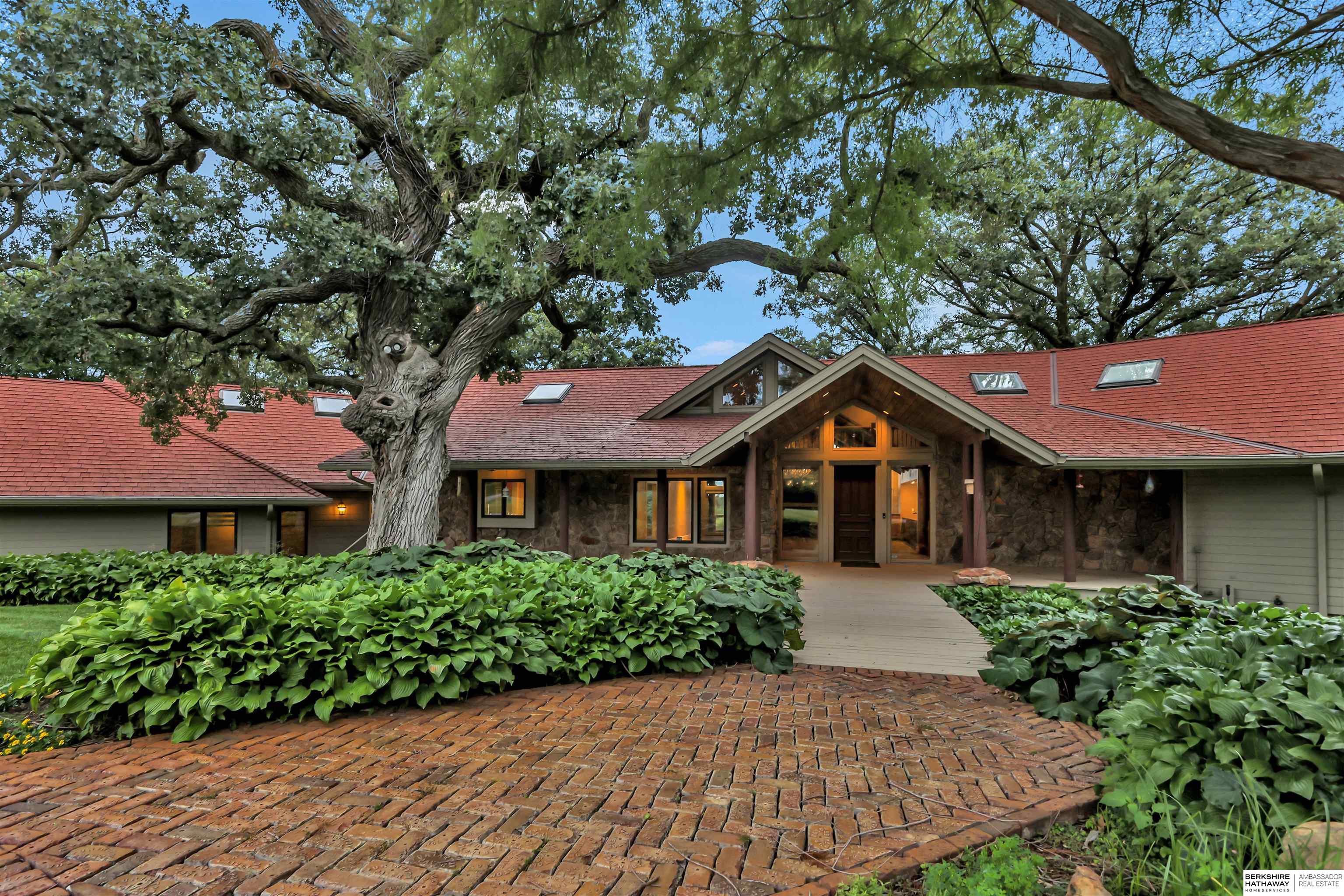 Valley, Nebraska 68064, United States, 4 Bedrooms Bedrooms, ,4 BathroomsBathrooms,Residential,Active,201962 Valley, Nebraska 68064, United States, 4 Bedrooms Bedrooms, ,4 BathroomsBathrooms,Residential,Active,201962