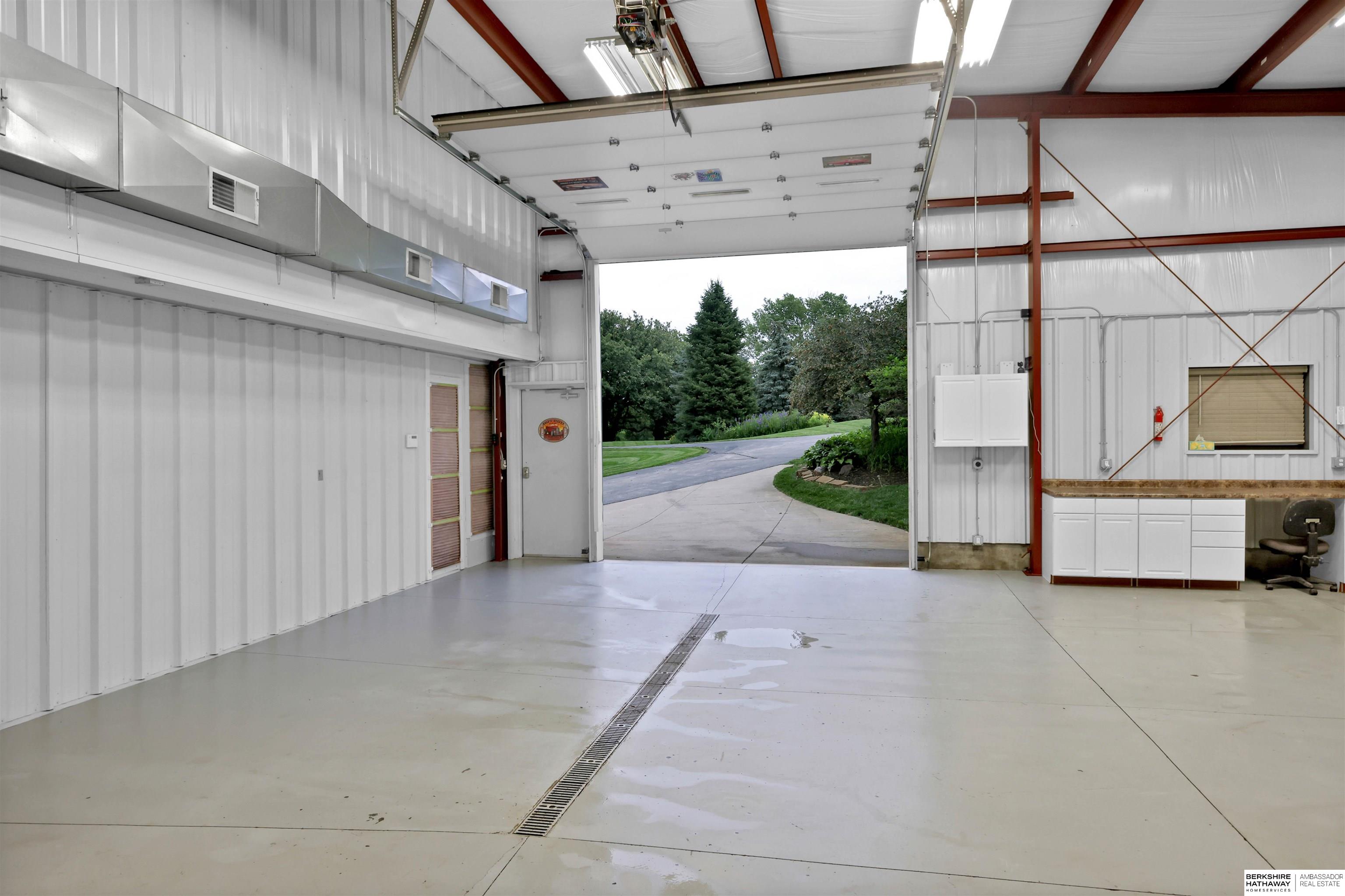 Valley, Nebraska 68064, United States, 4 Bedrooms Bedrooms, ,4 BathroomsBathrooms,Residential,Active,201962