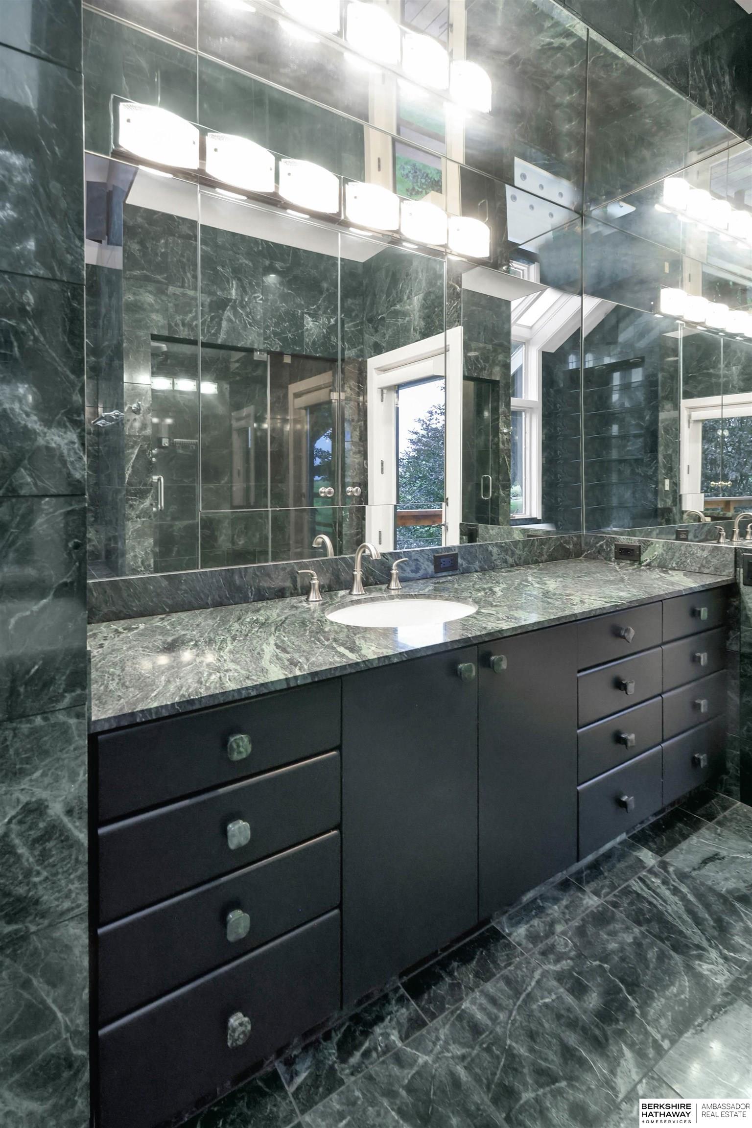 Valley, Nebraska 68064, United States, 4 Bedrooms Bedrooms, ,4 BathroomsBathrooms,Residential,Active,201962