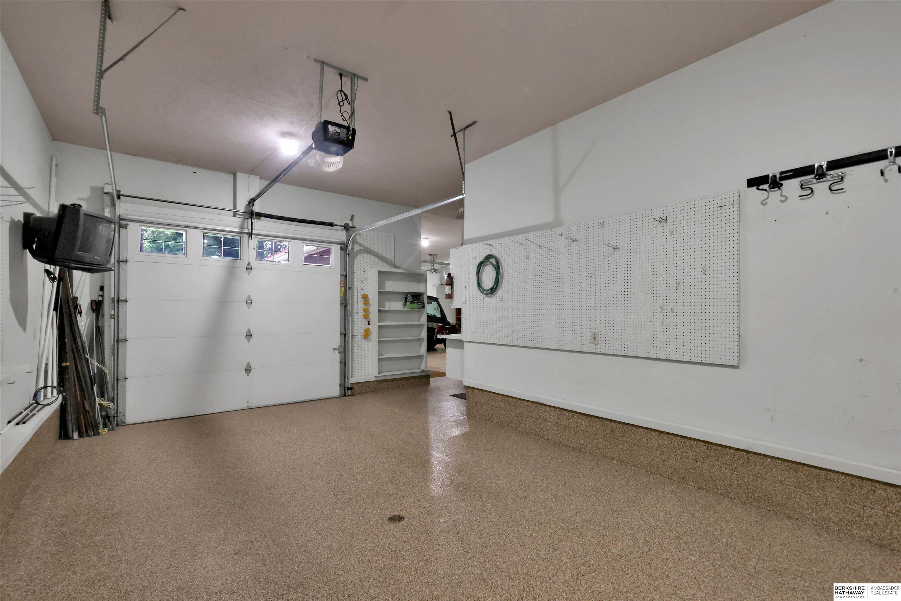 Valley, Nebraska 68064, United States, 4 Bedrooms Bedrooms, ,4 BathroomsBathrooms,Residential,Active,201962