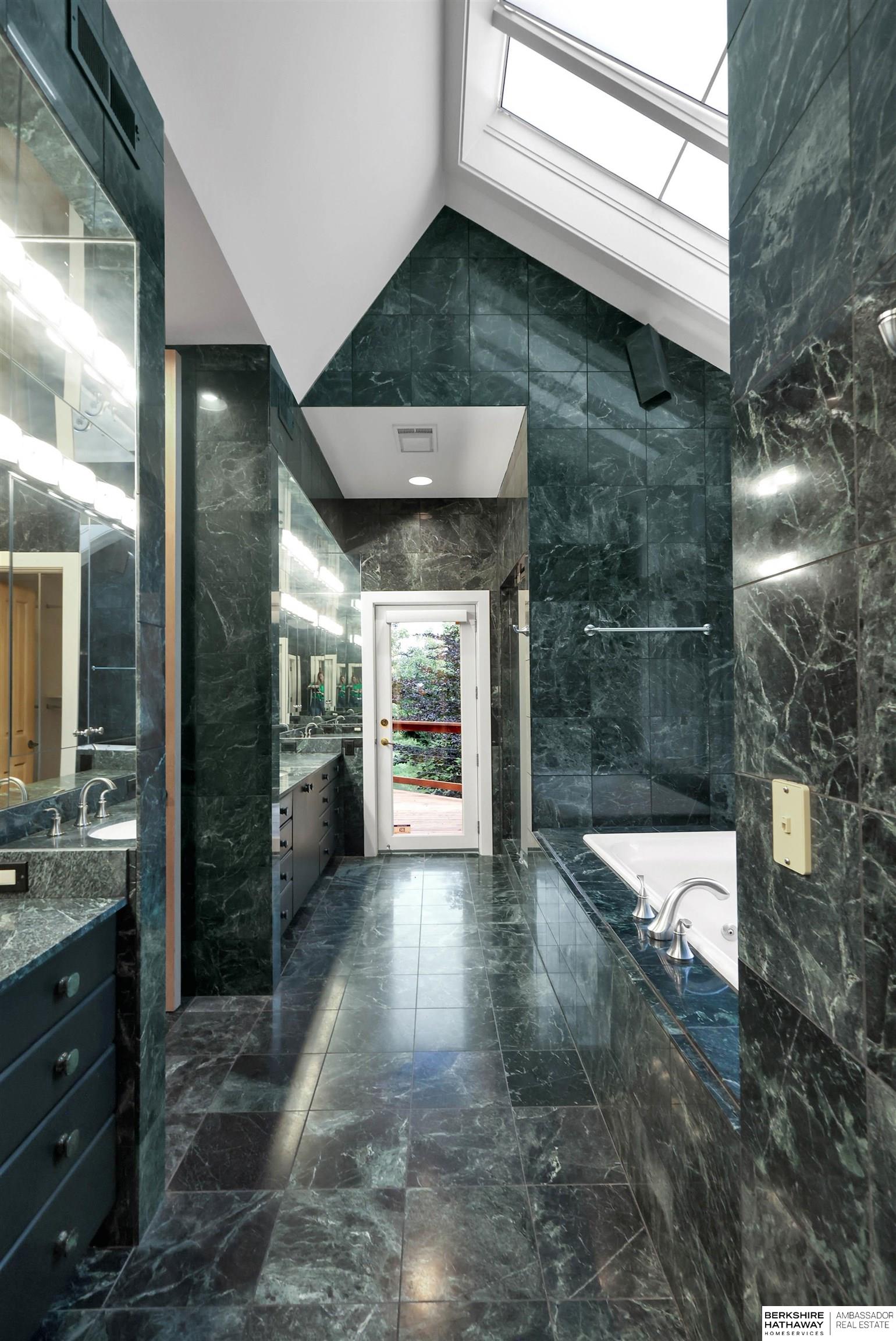 Valley, Nebraska 68064, United States, 4 Bedrooms Bedrooms, ,4 BathroomsBathrooms,Residential,Active,201962