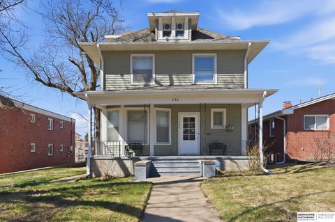 Photo of 136 N 40th Street, Omaha, NE 68131 (MLS # 22606672)