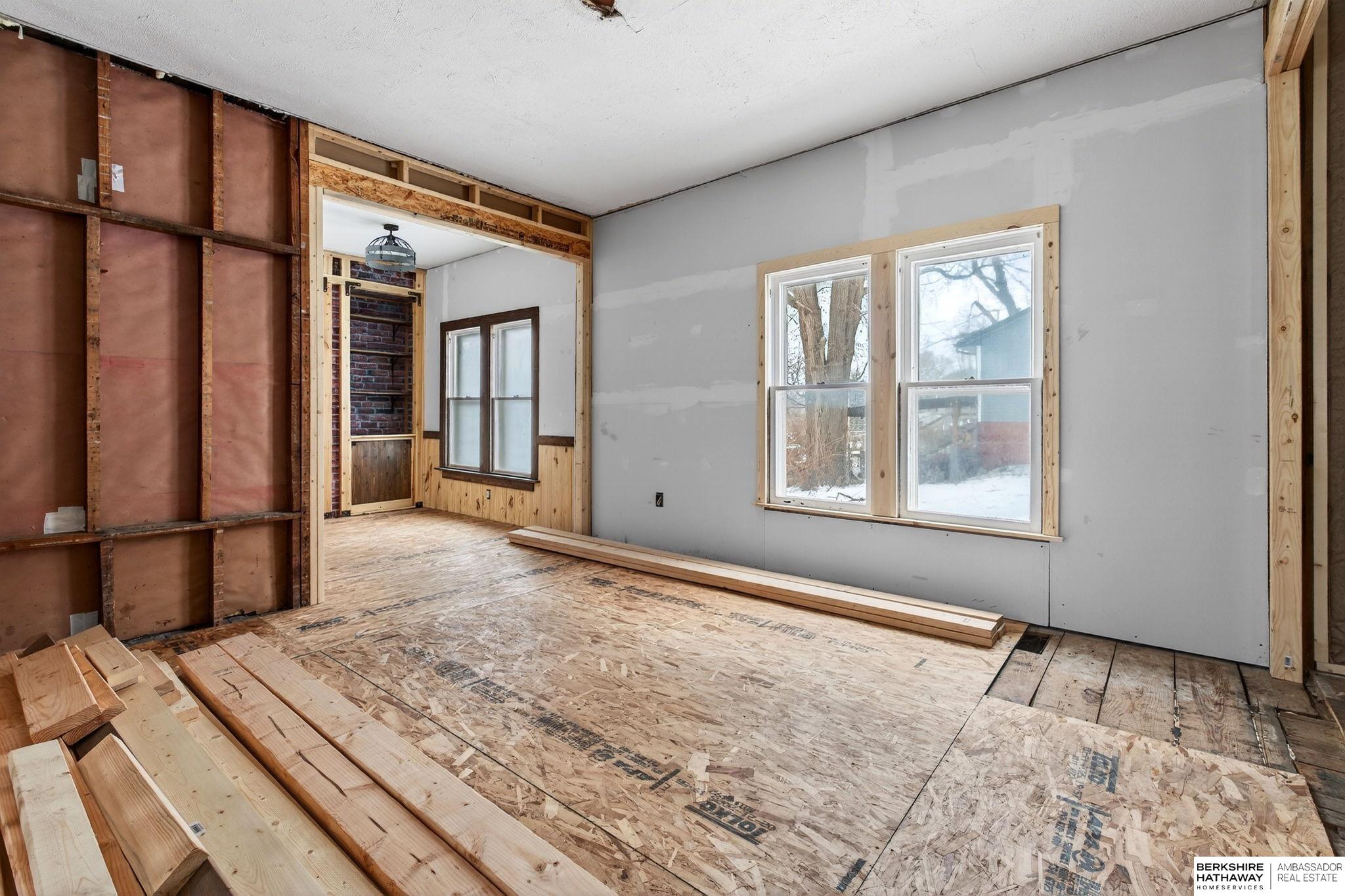 Omaha, Nebraska 68117, United States, 2 Bedrooms Bedrooms, ,2 BathroomsBathrooms,Residential,Pending,253039