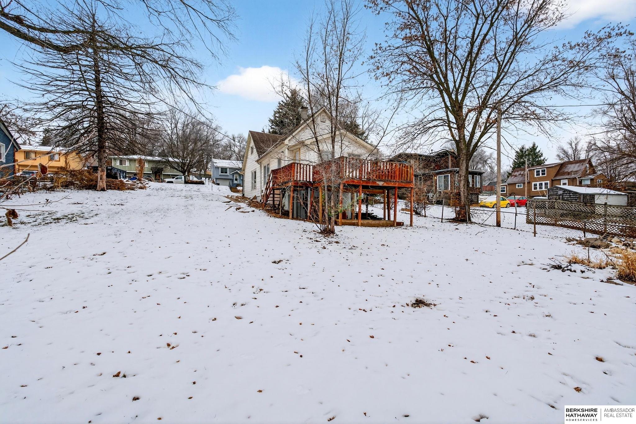 Omaha, Nebraska 68117, United States, 2 Bedrooms Bedrooms, ,2 BathroomsBathrooms,Residential,Pending,253039