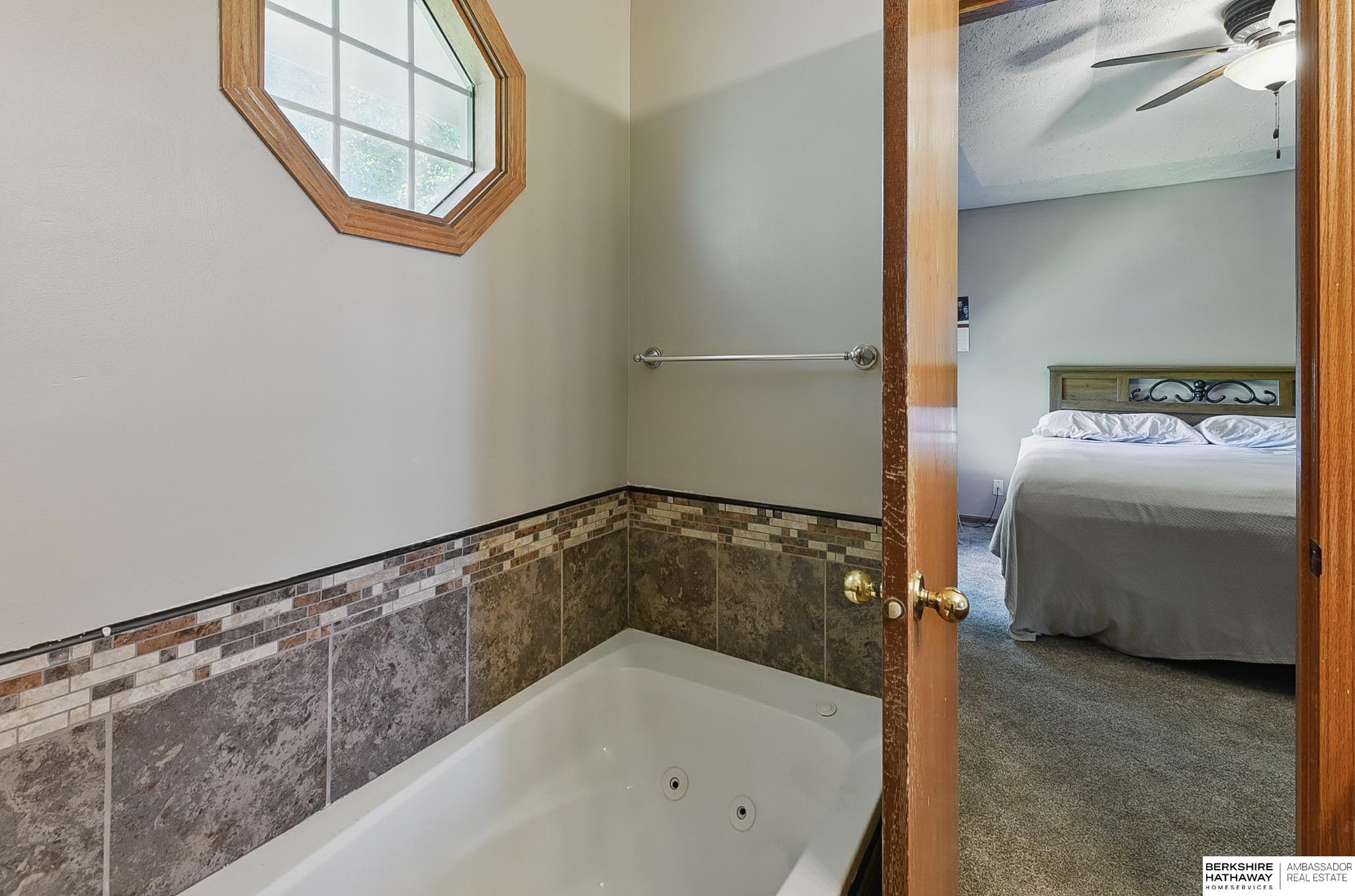 Omaha, Nebraska 68122, United States, 3 Bedrooms Bedrooms, ,2 BathroomsBathrooms,Residential,Active,145059