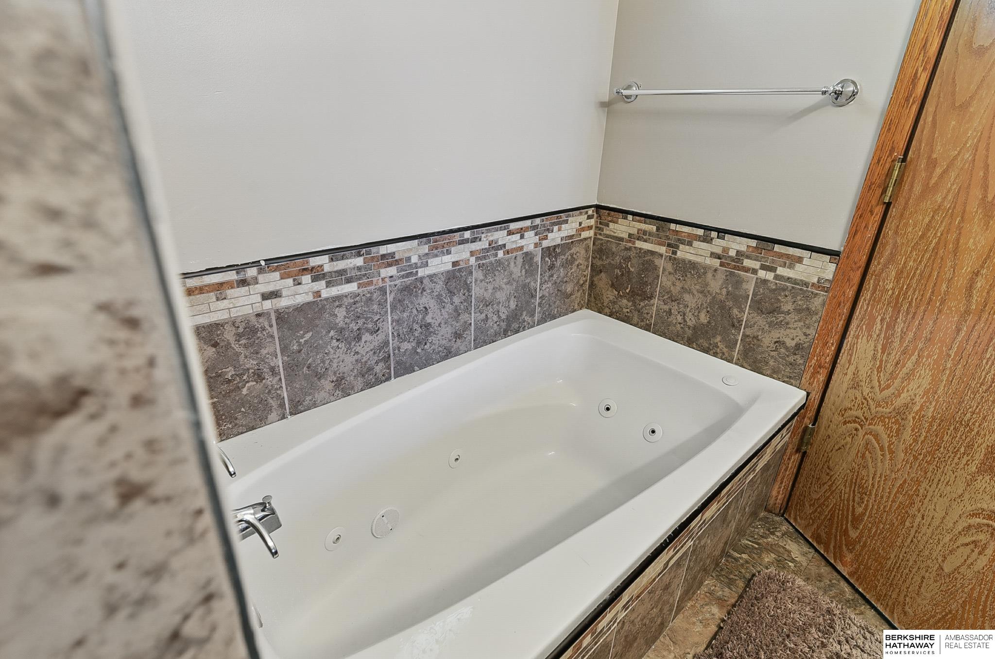 Omaha, Nebraska 68122, United States, 3 Bedrooms Bedrooms, ,2 BathroomsBathrooms,Residential,Active,145059