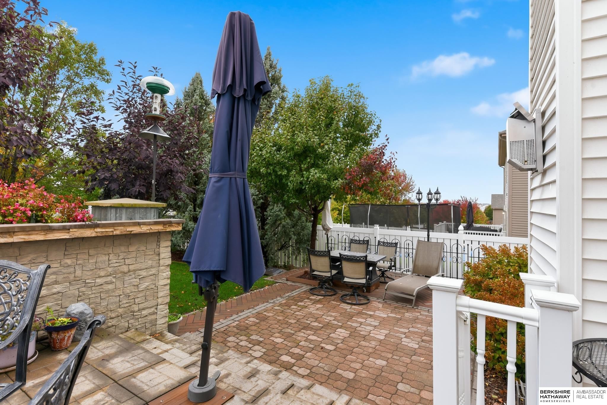 Omaha, Nebraska 68116, United States, 4 Bedrooms Bedrooms, ,3 BathroomsBathrooms,Residential,Active,245427