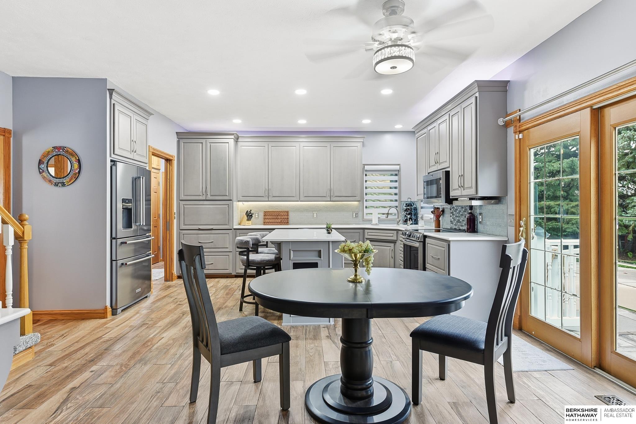 Omaha, Nebraska 68116, United States, 4 Bedrooms Bedrooms, ,3 BathroomsBathrooms,Residential,Active,245427